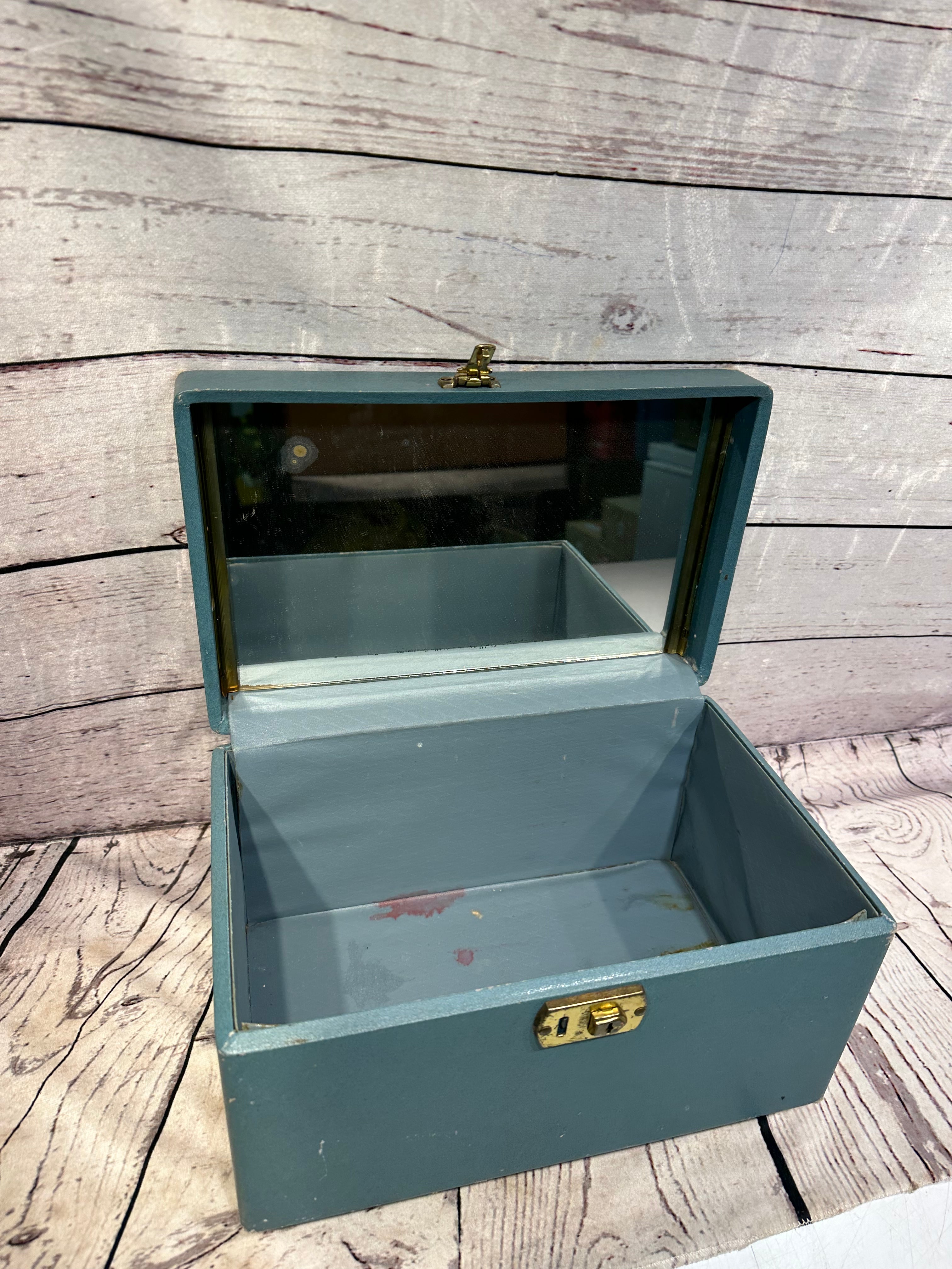Jewelry/Makeup Case