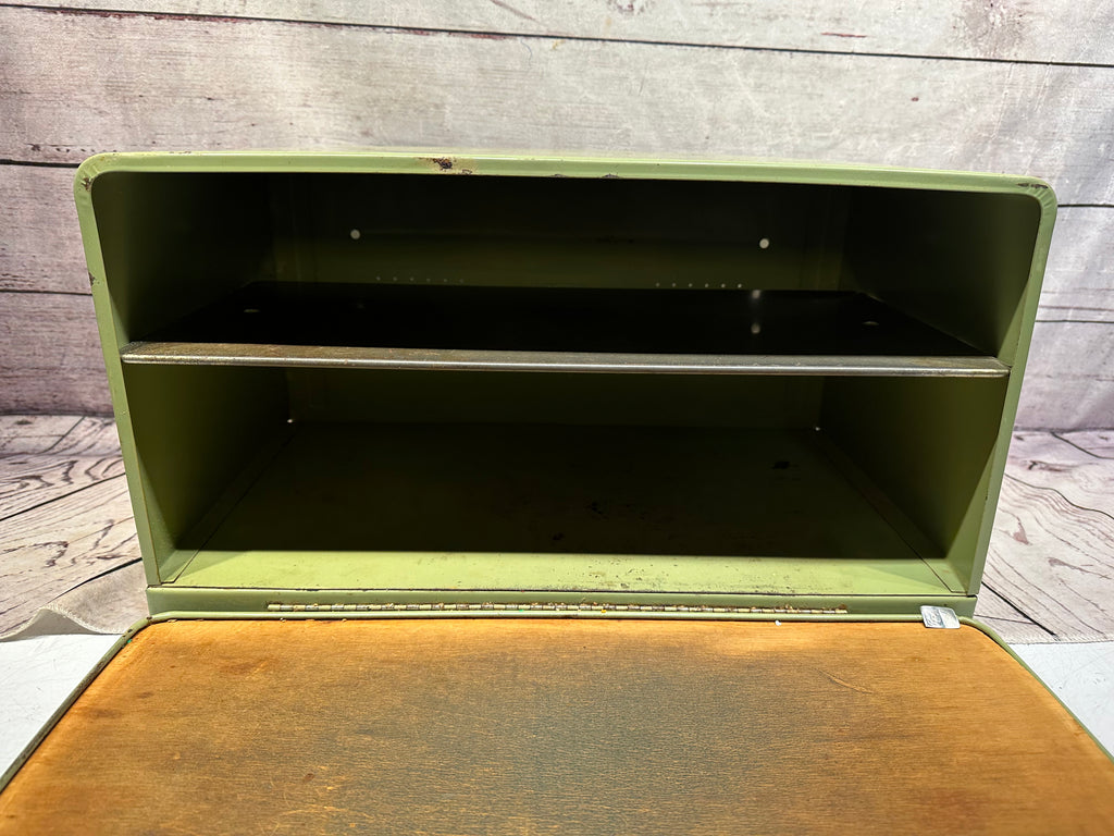 Beauty Ware Bread Box