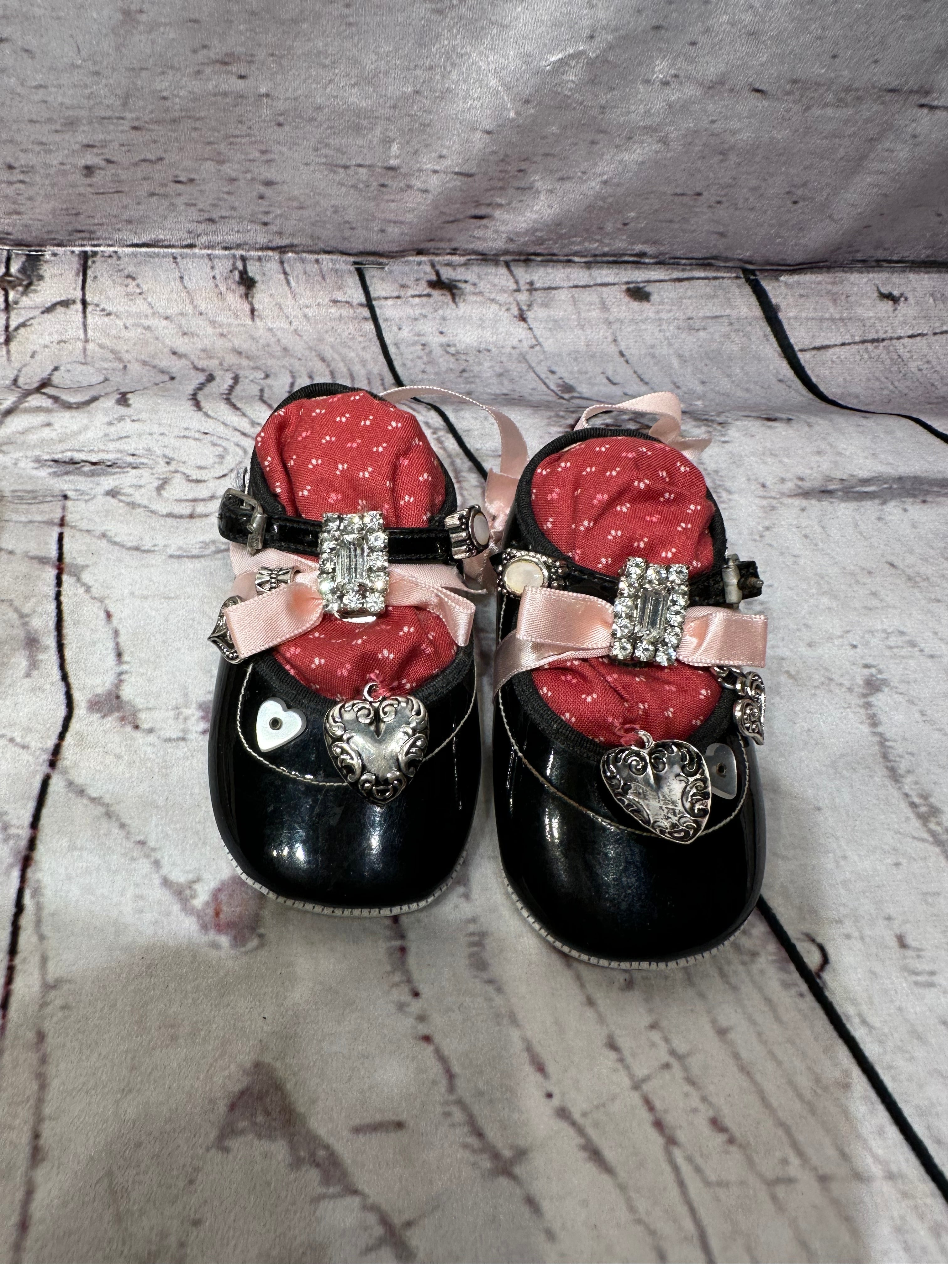 Baby Shoe Decor