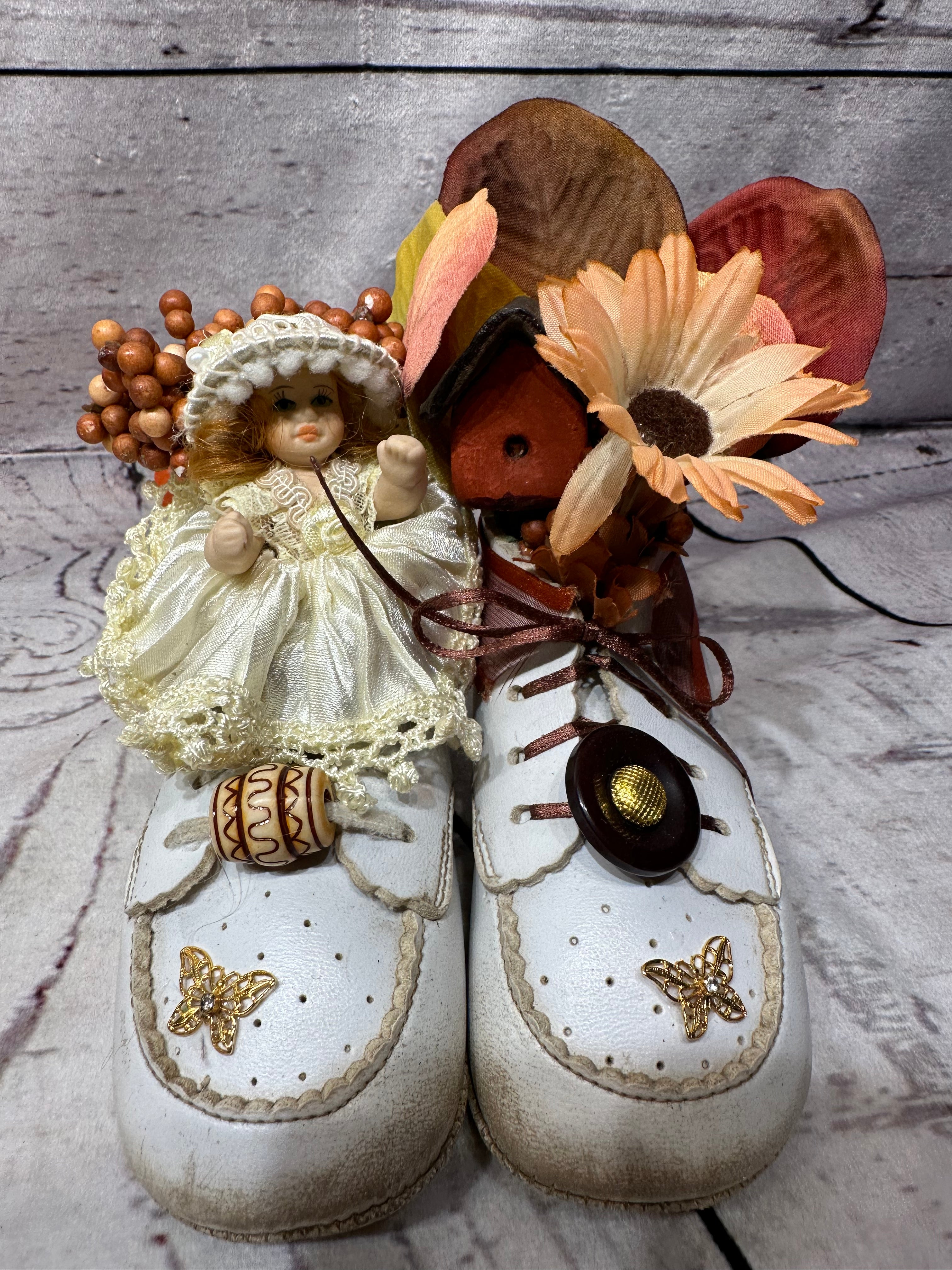 Baby Shoe Decor