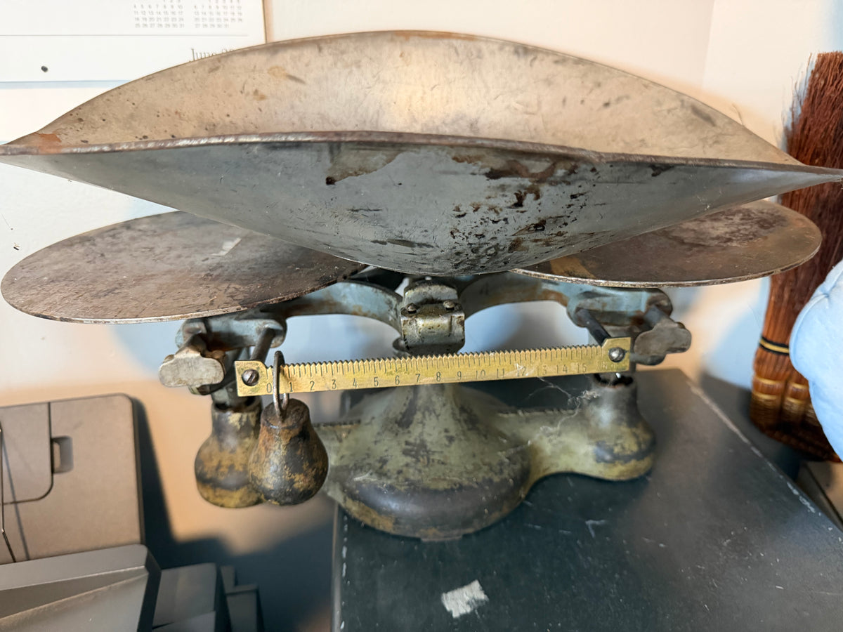 1950's Hanson Table Top Scale
