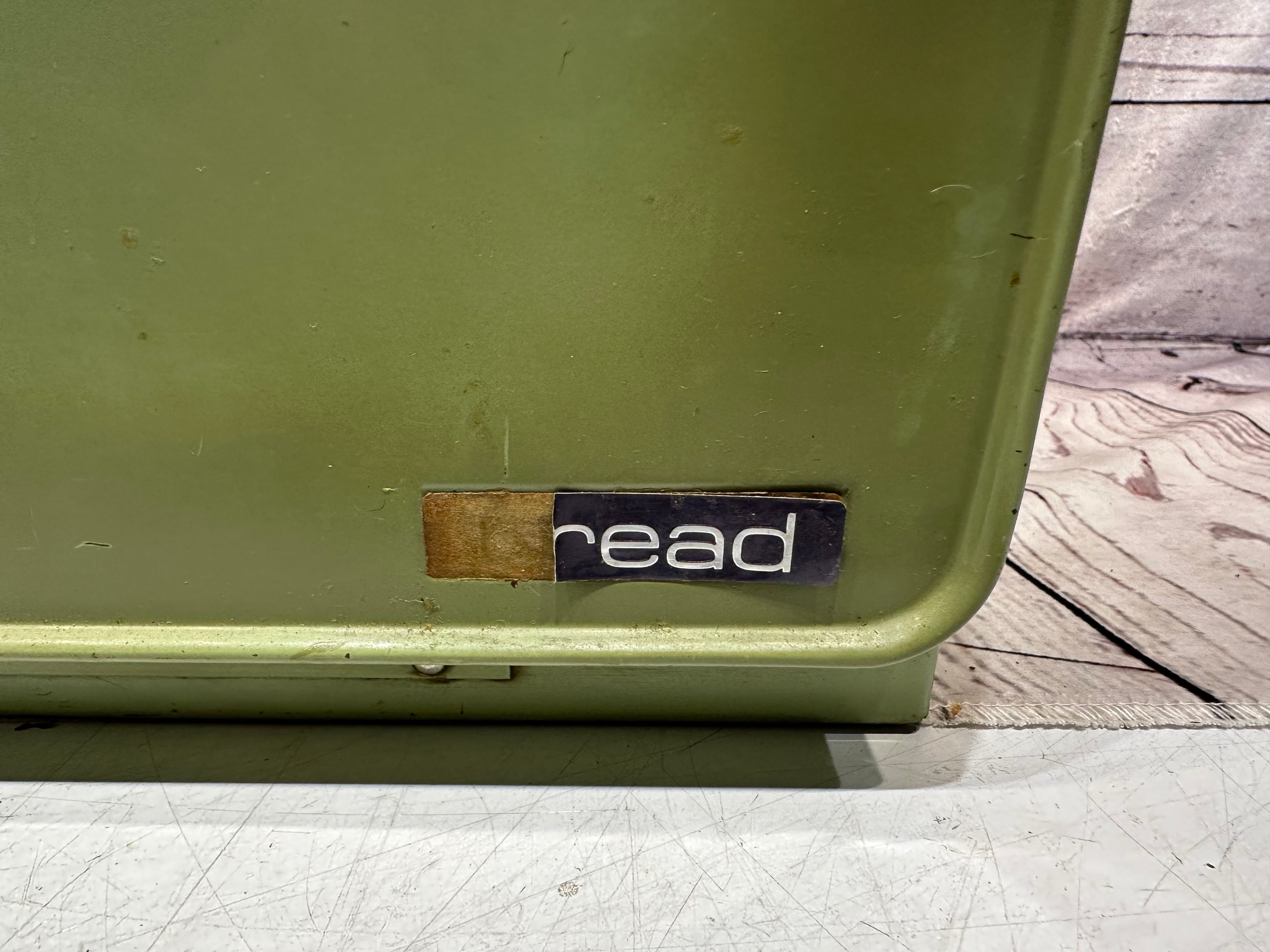 Beauty Ware Bread Box