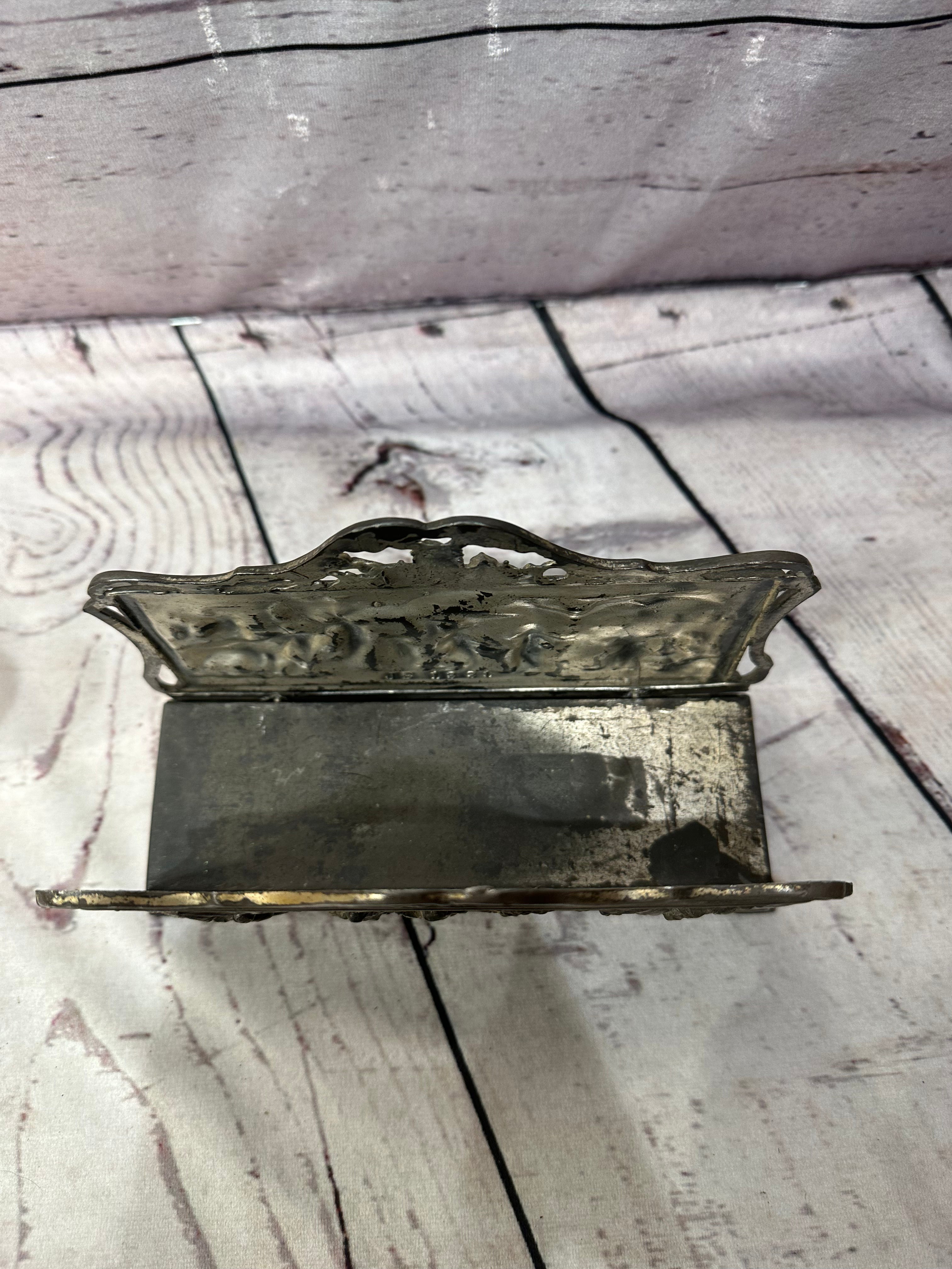 JB Ornate Letter Holder