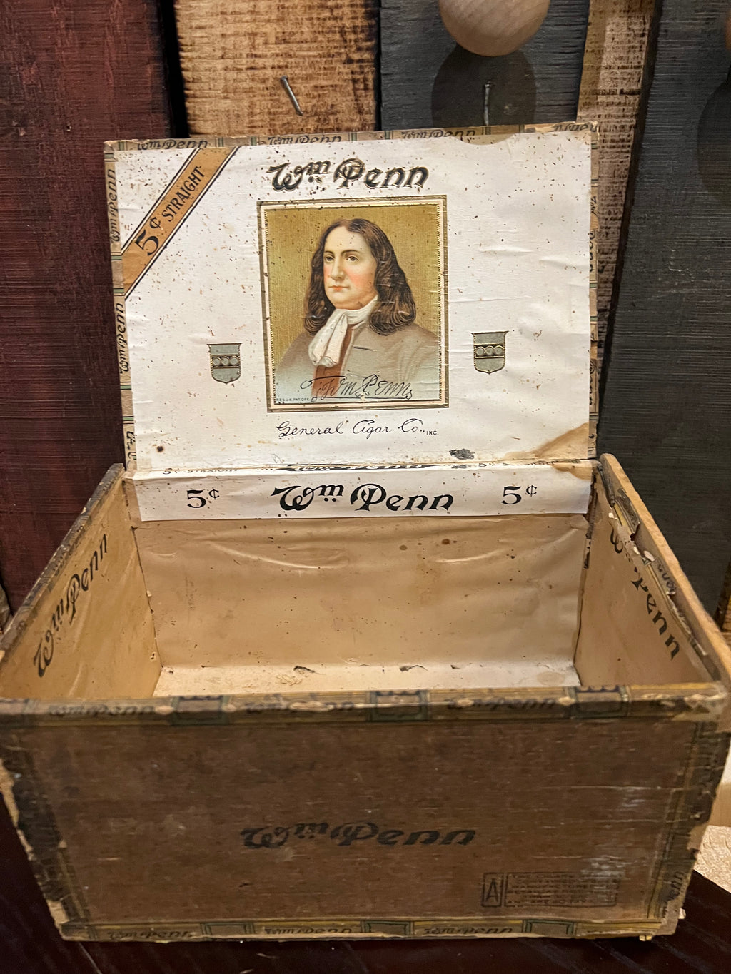 1930's Williams Penn Cigar Box