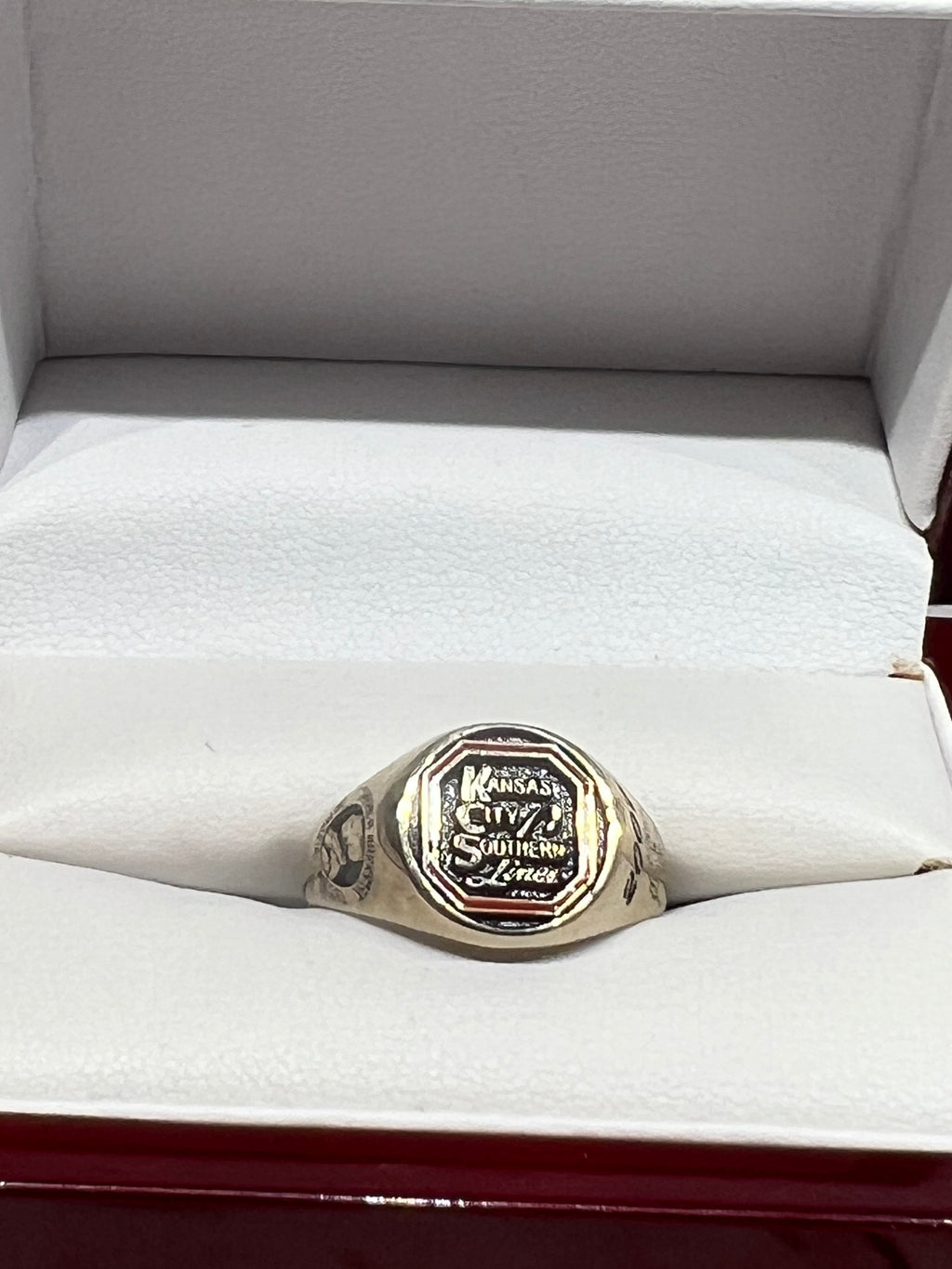 Kansas City Southern Lines Ring