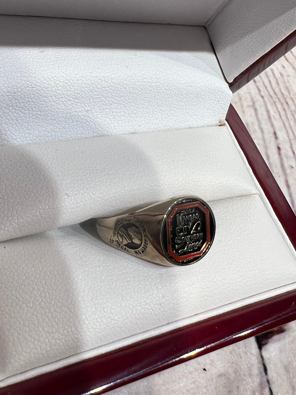 Kansas City Southern Lines Ring