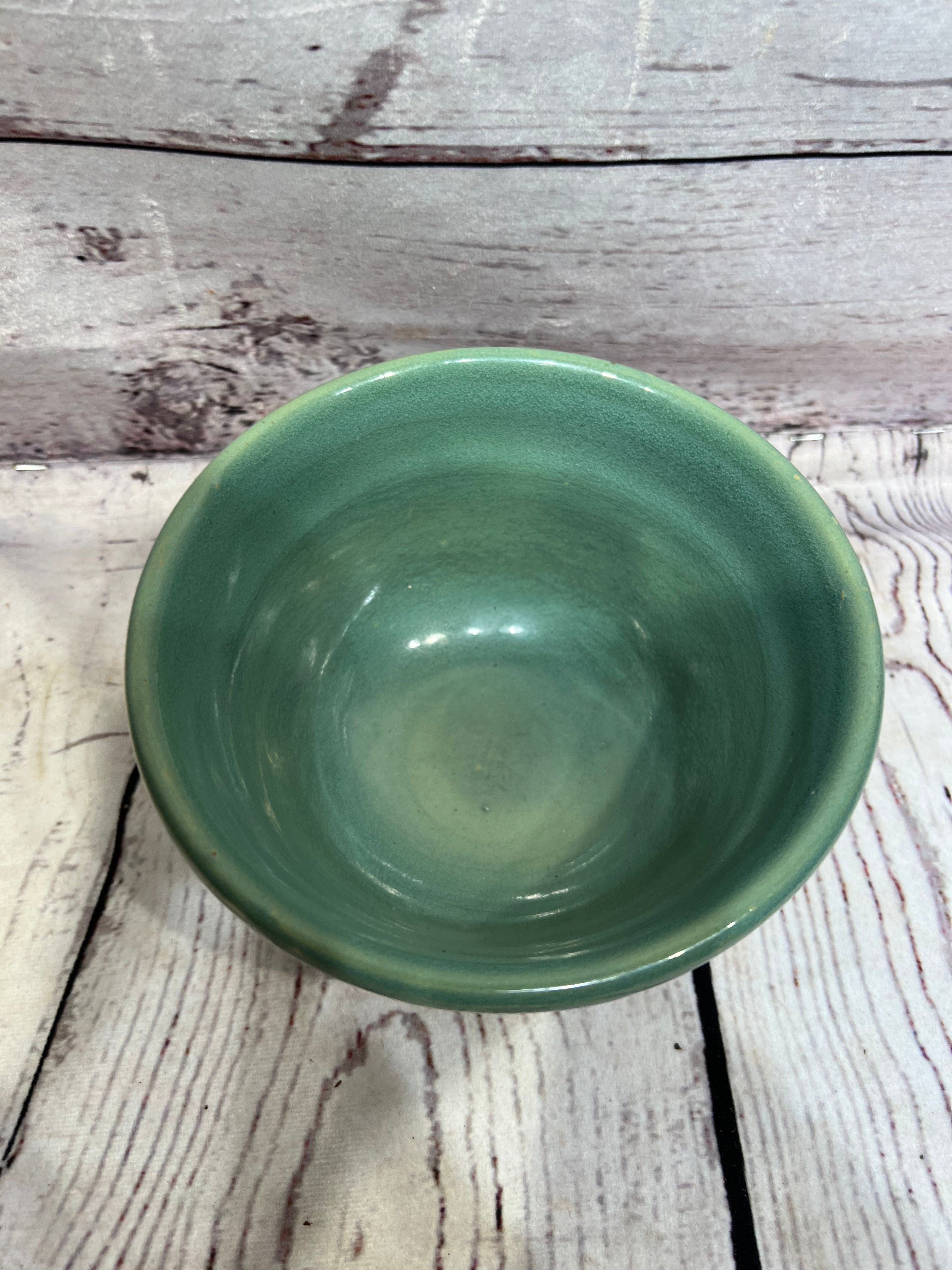 Red Wing USA Pottery Bowl