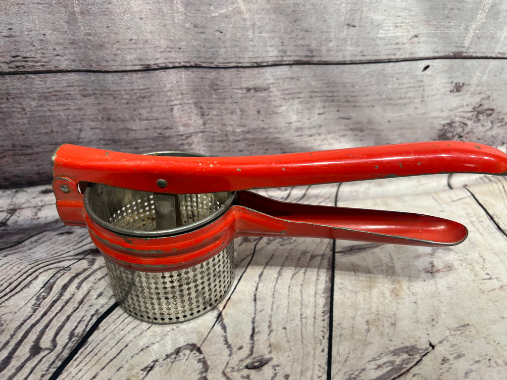 Vintage bean/potato masher
