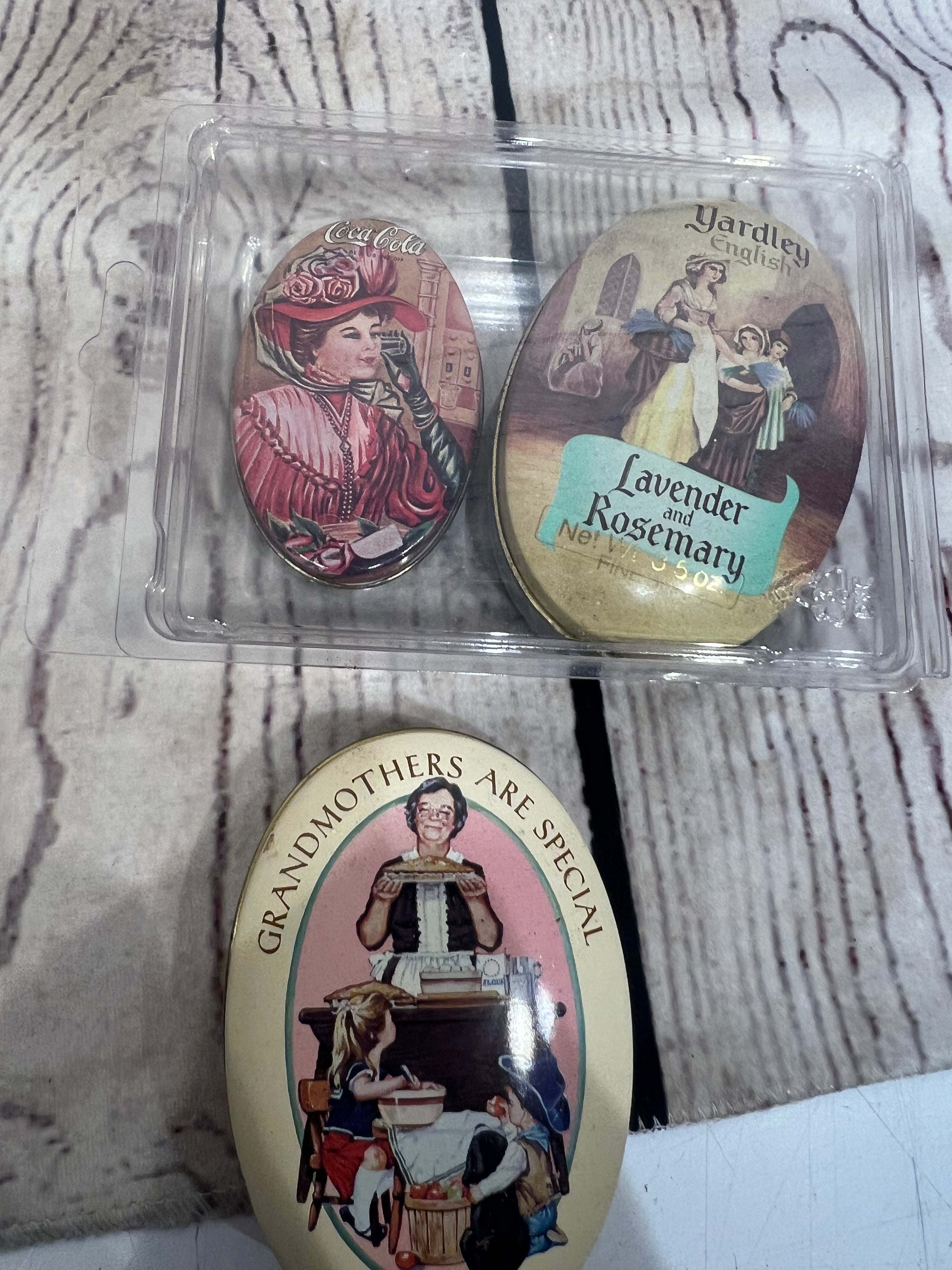 Avon Sopa and containers