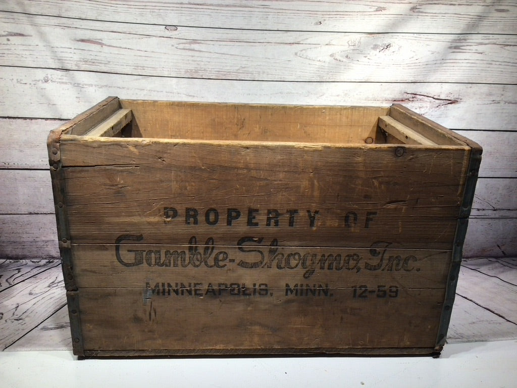 Gamble Shoymo inc wood box