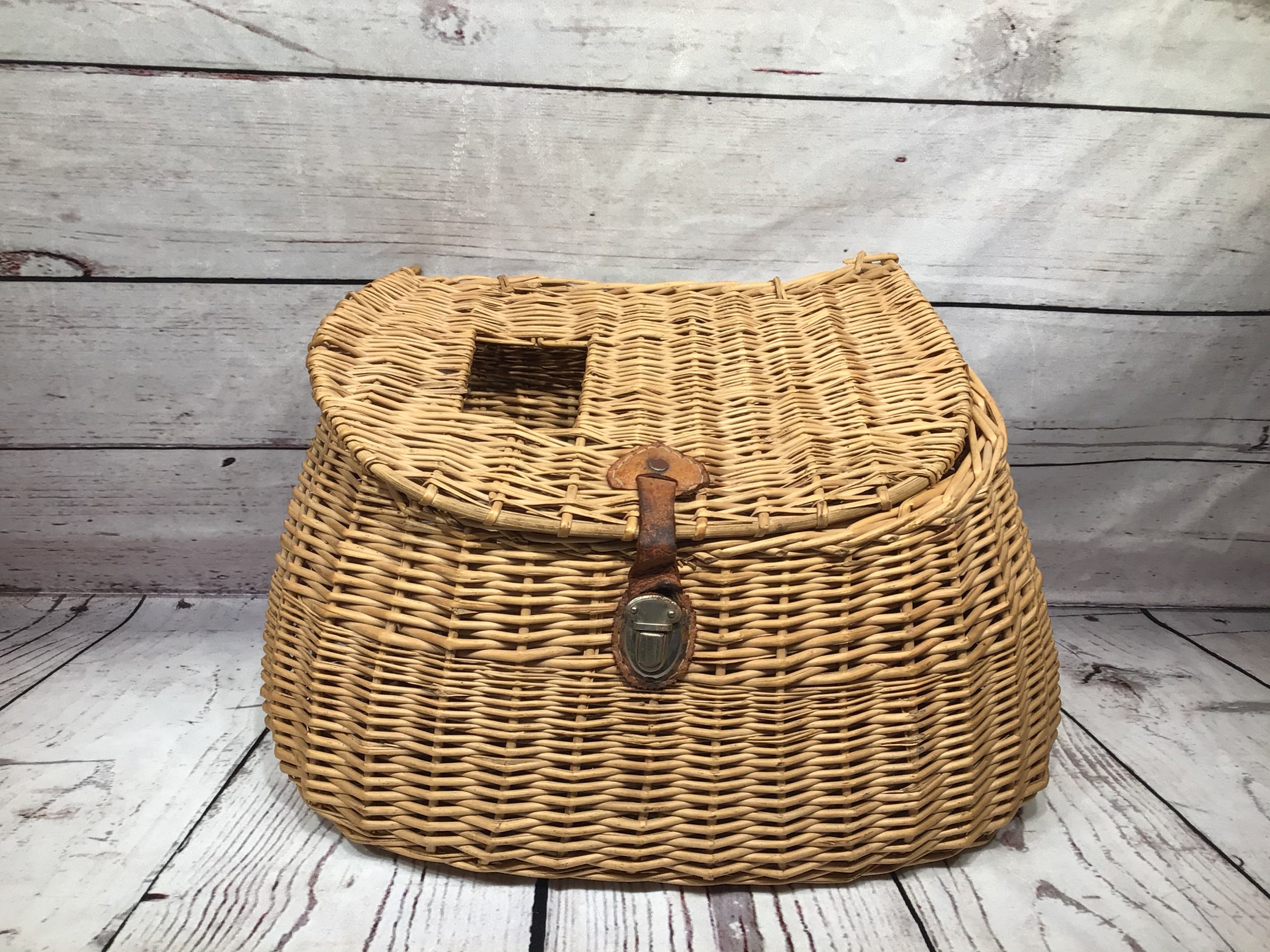 Fly Fishing Basket