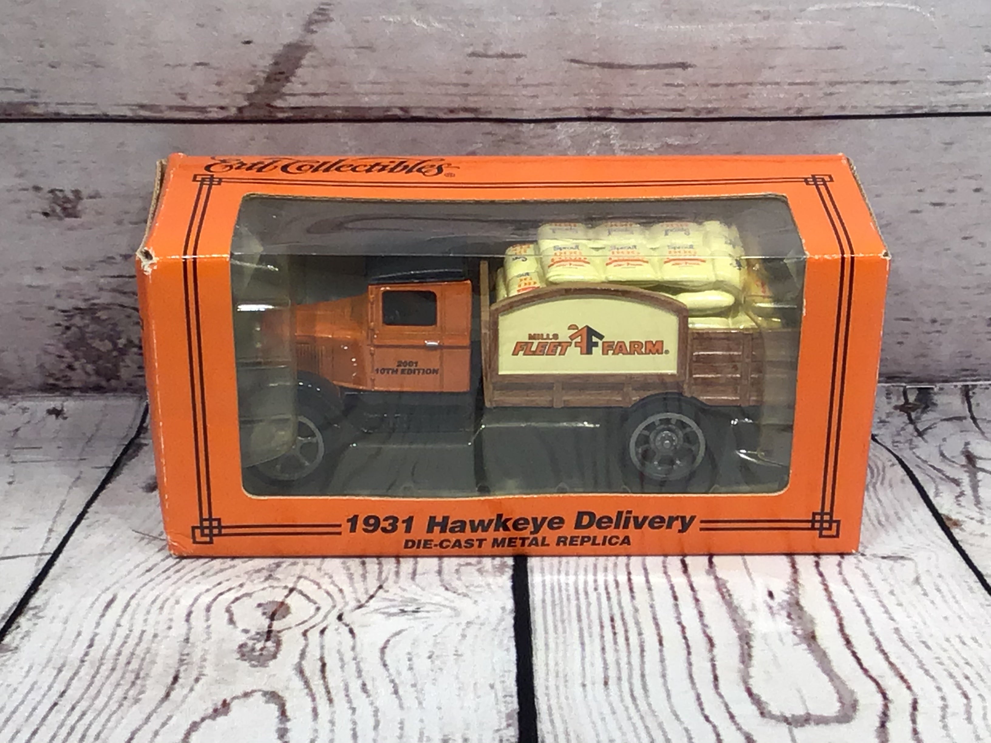 Ertl 1931 Fleet Farm Hawkeye Delivery