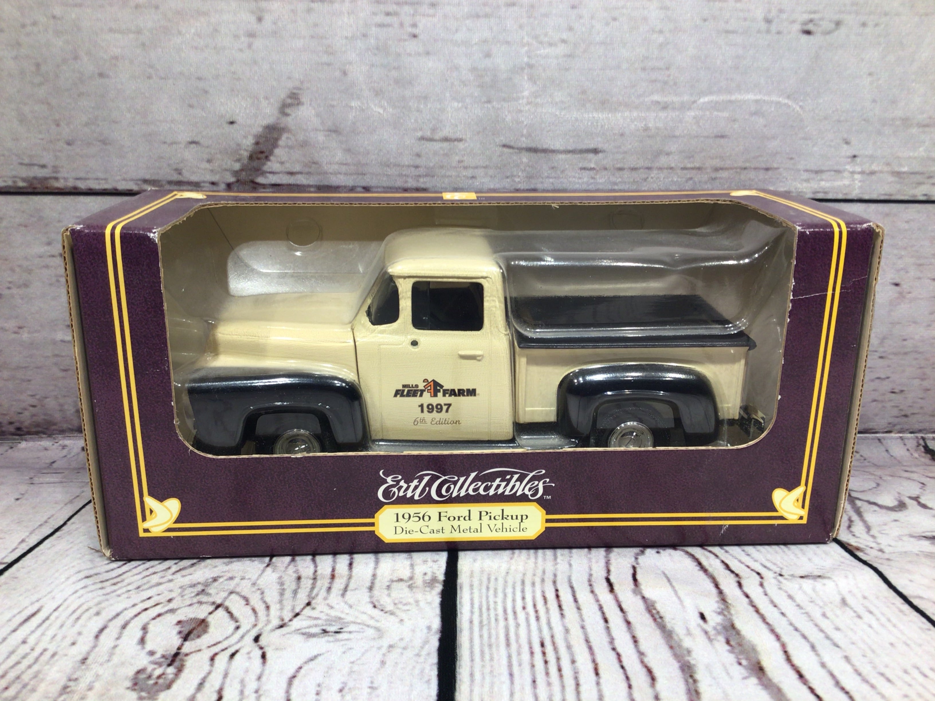 Ertl 1956 Ford Pickup