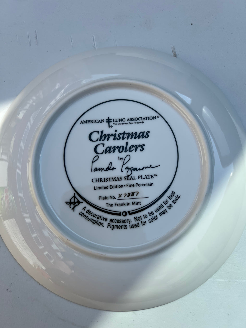 Franklin Mint Plate "holiday Chorus"