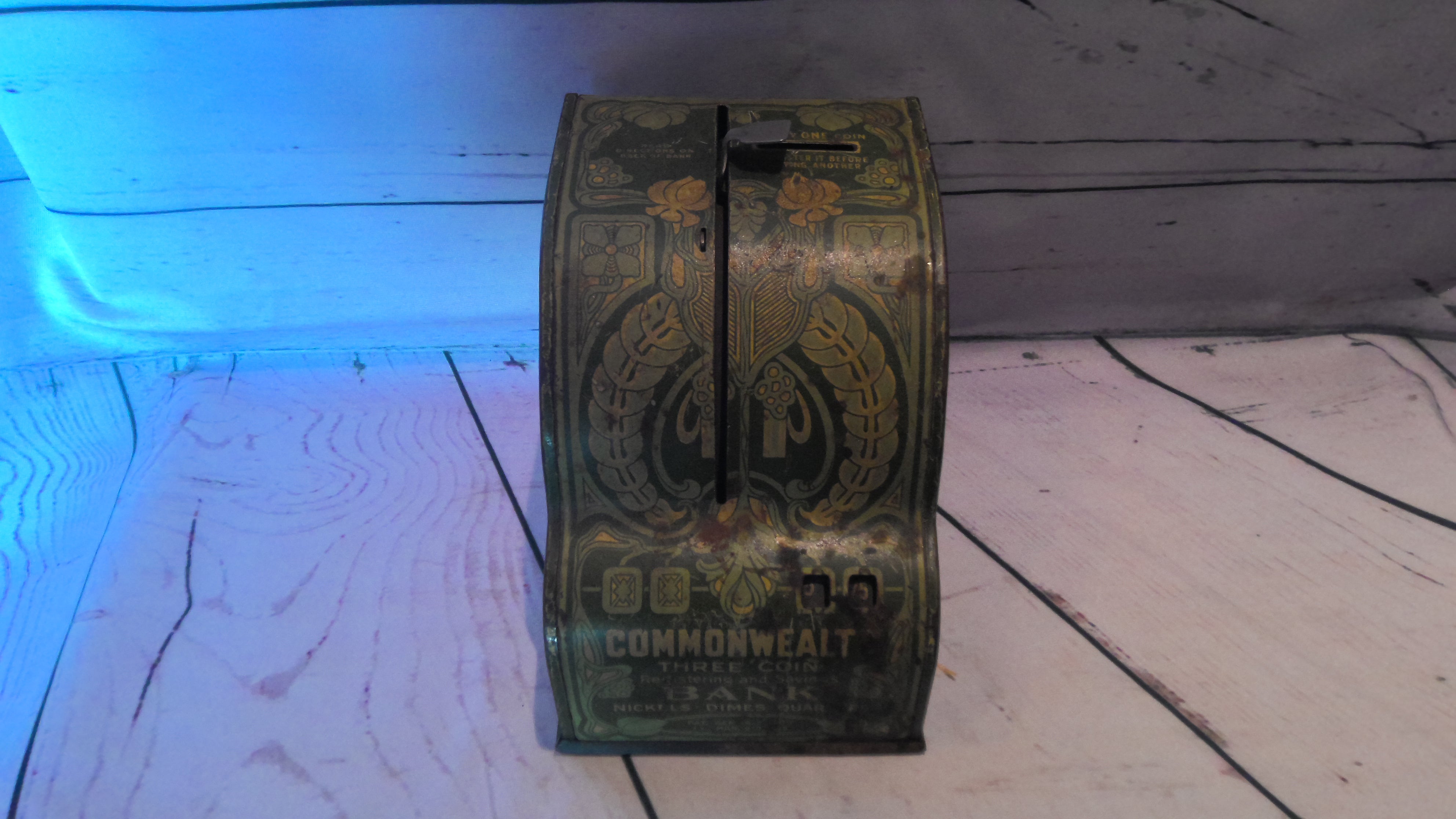 Vintage green condiment 3 coin bank