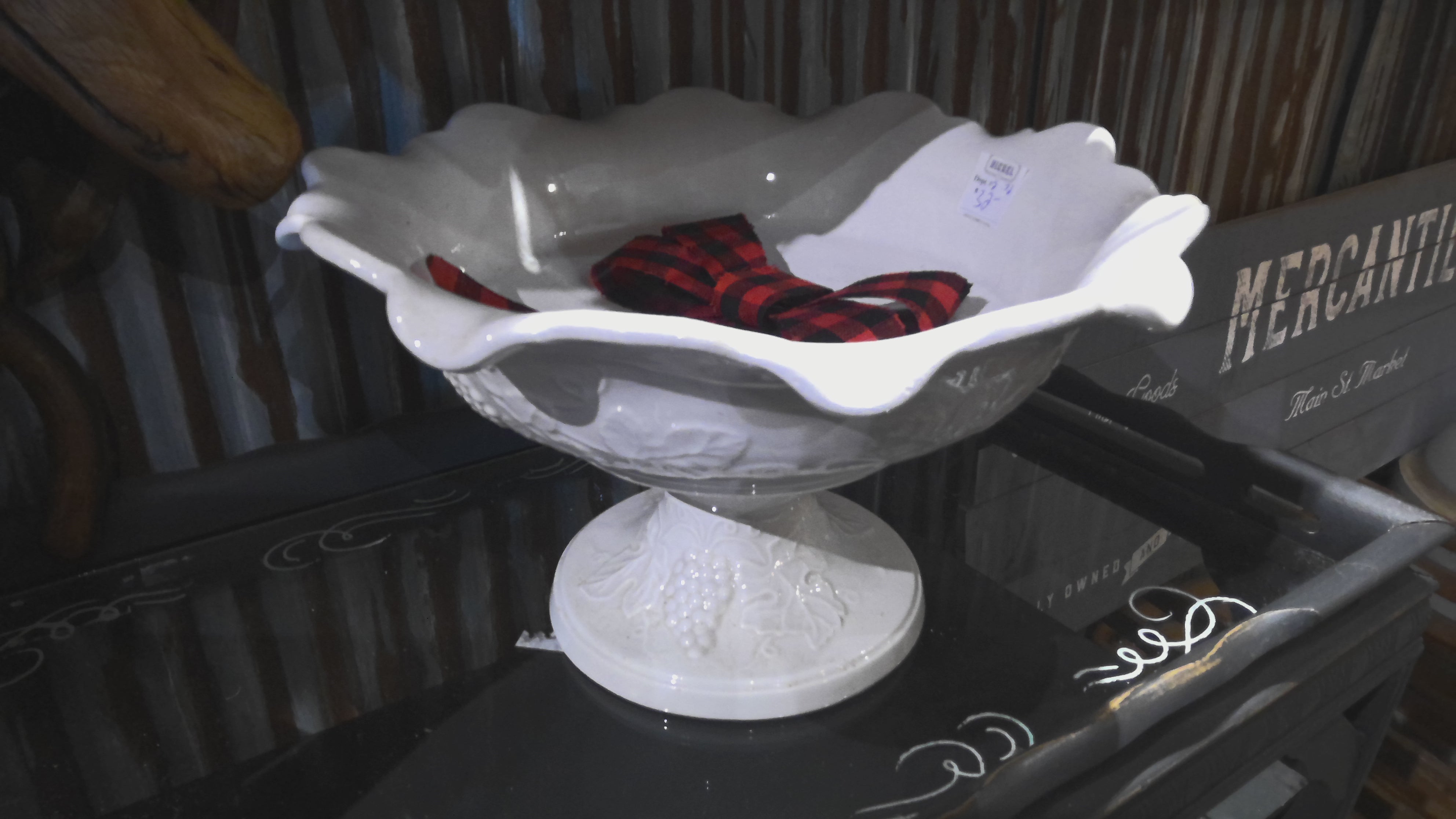 Lg White Bird bath