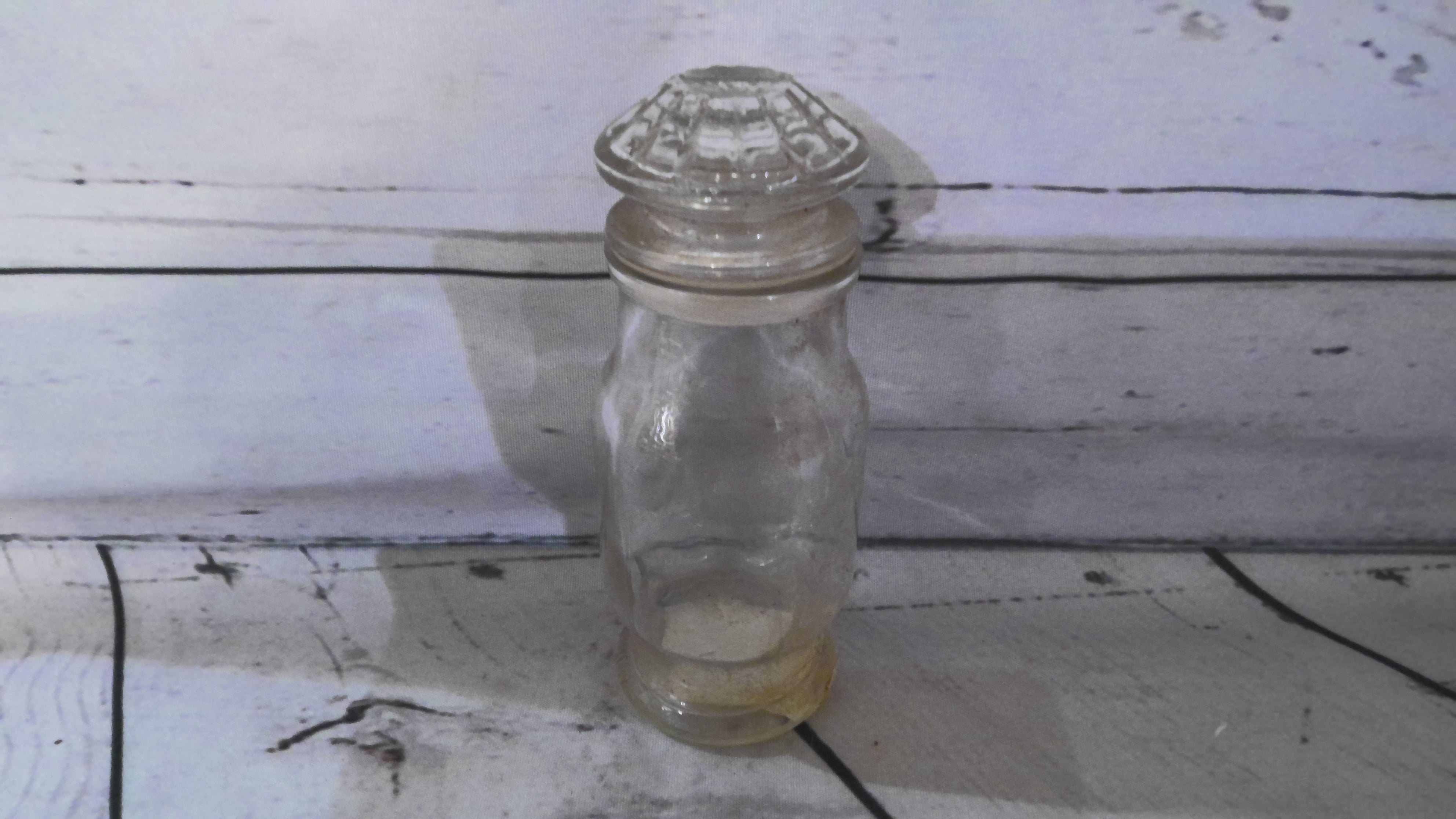 Glass bottle with cap