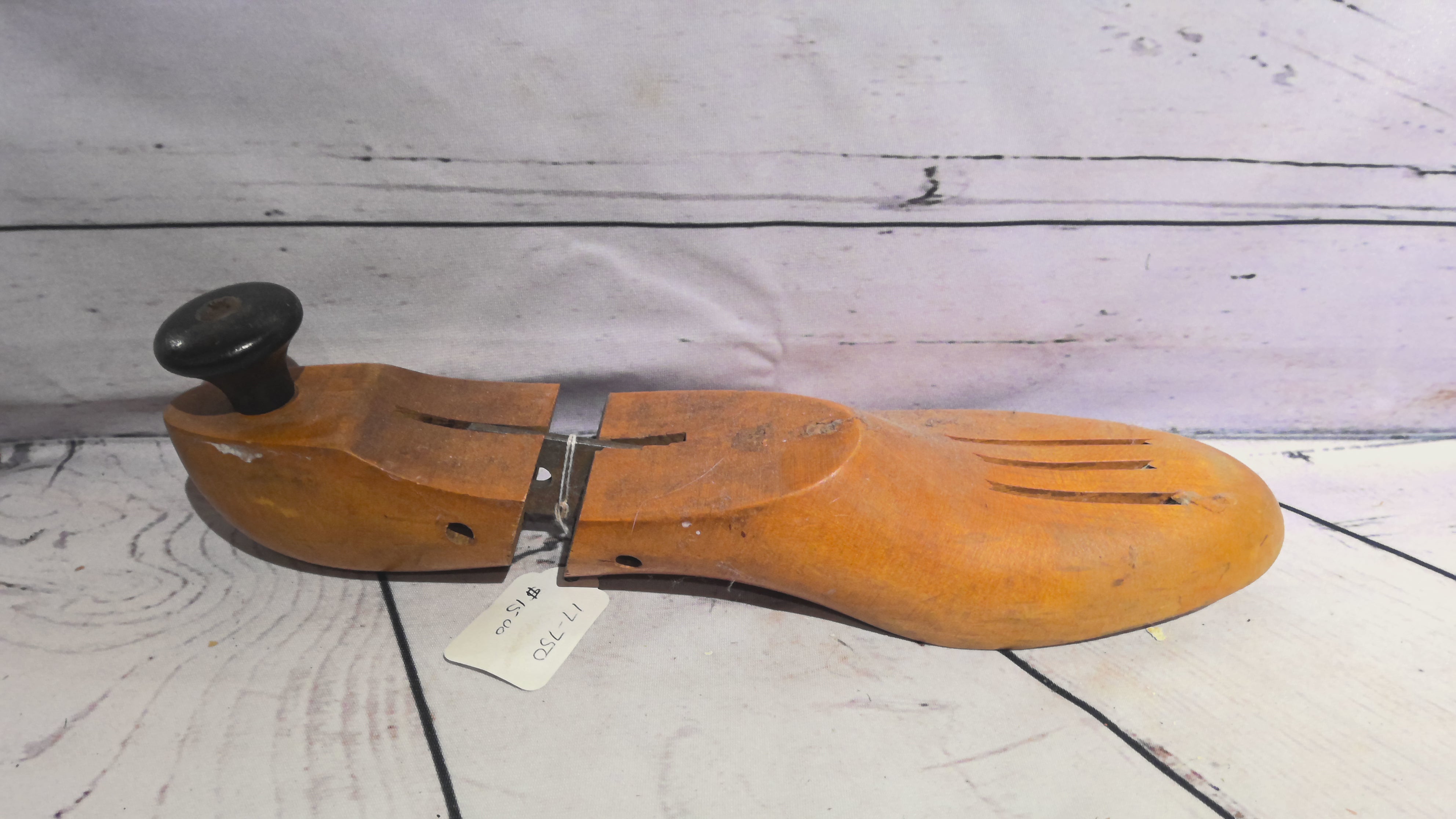 Wood shoe mold N-9 right & left foot