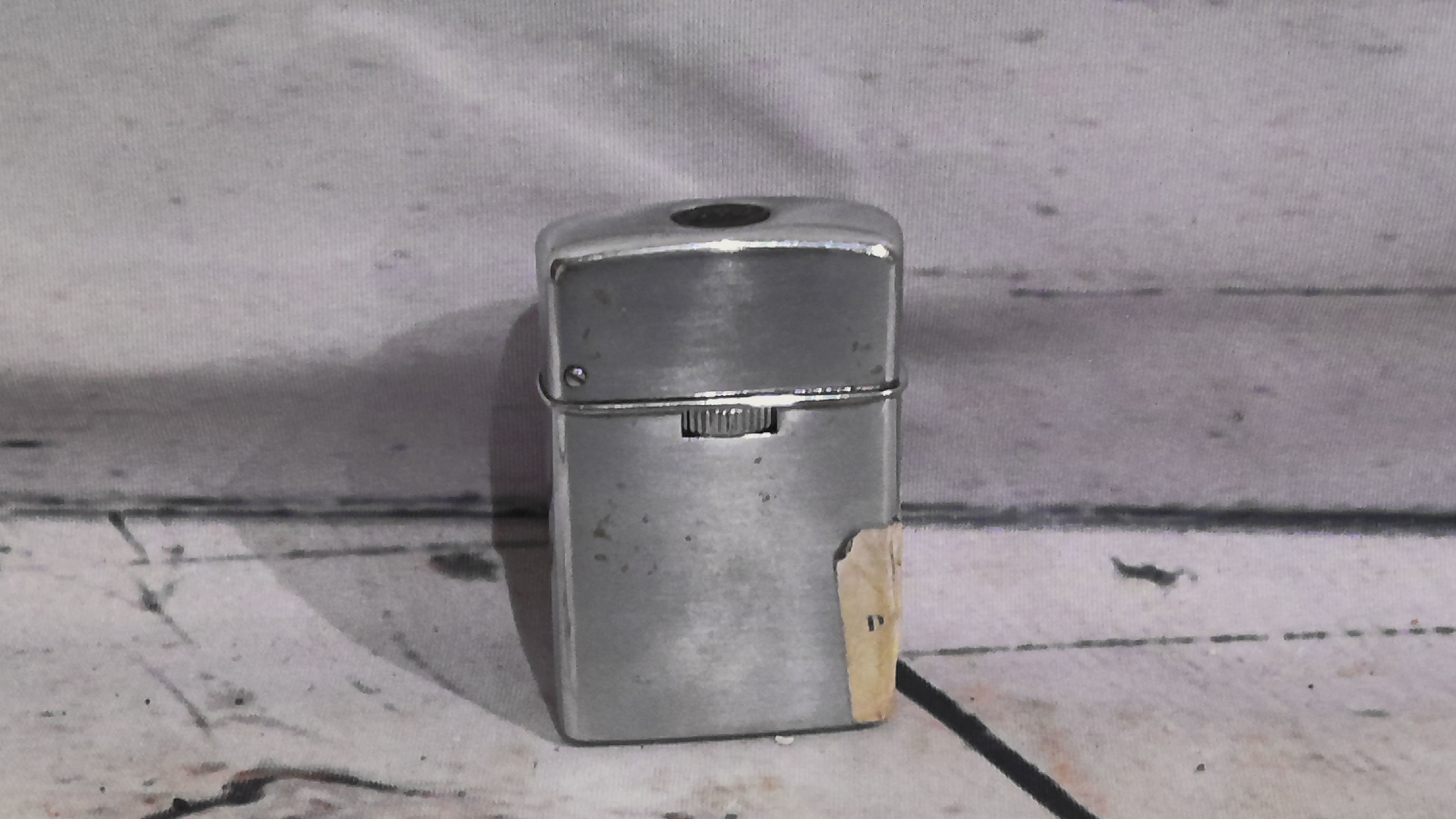 Gas zippo lighter