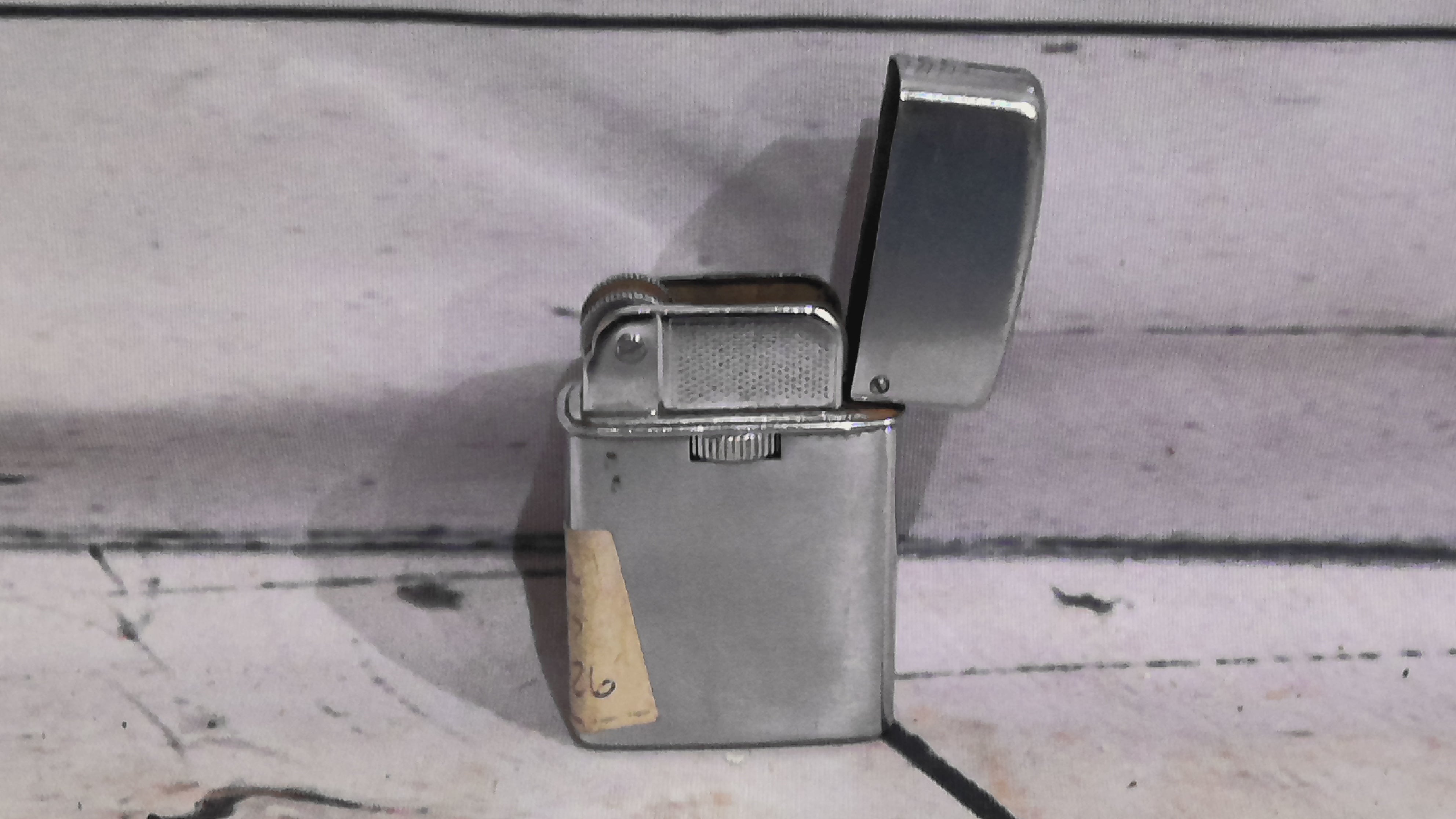 Gas zippo lighter