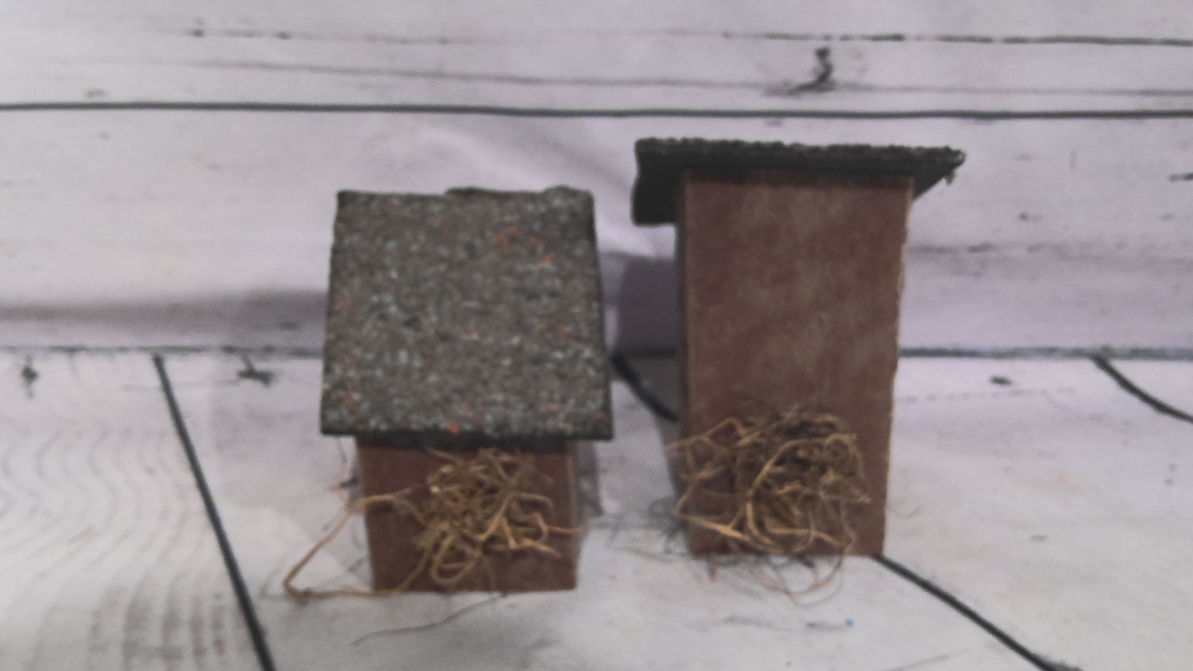 Decorative birdhouses (set)
