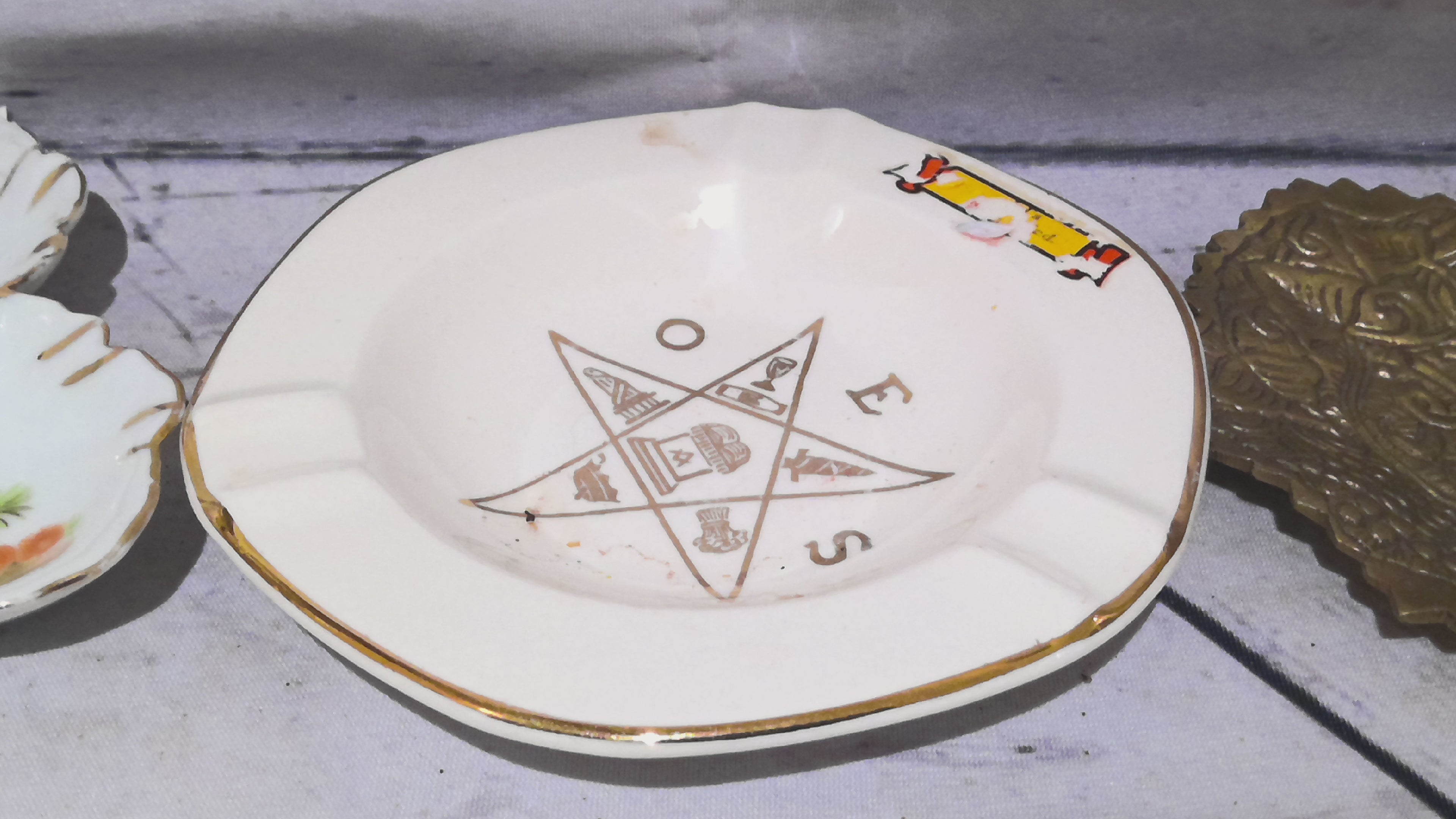 Ashtrays (3)