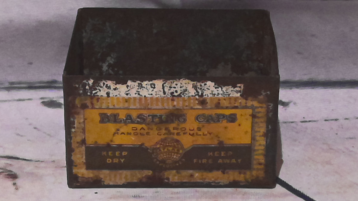 Blasting caps explosive tin – The Nickel Barn