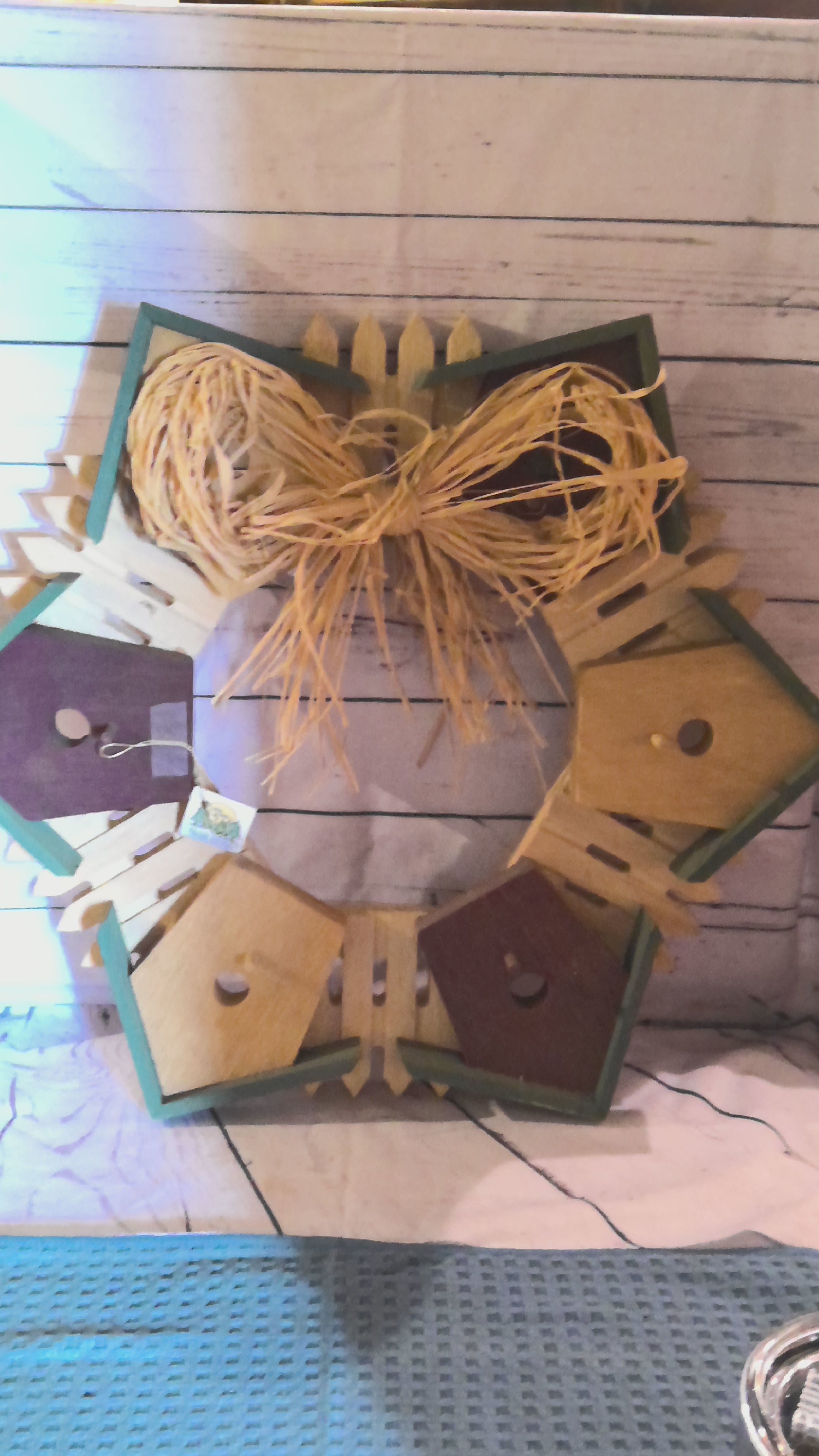 6 birdhouse wood wreath