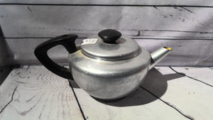 Metal tea pot