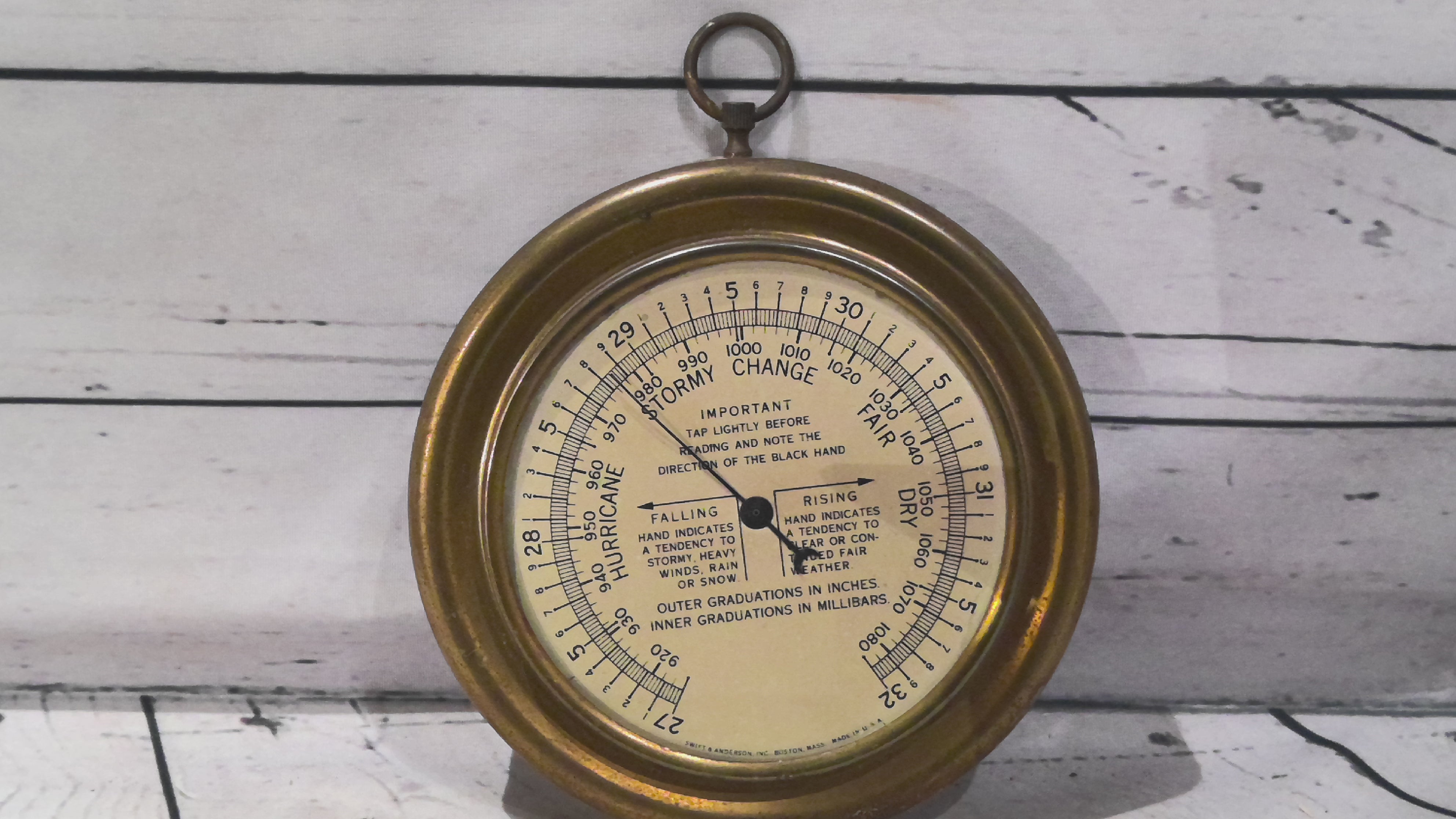 Vintage thermometer/ barometer