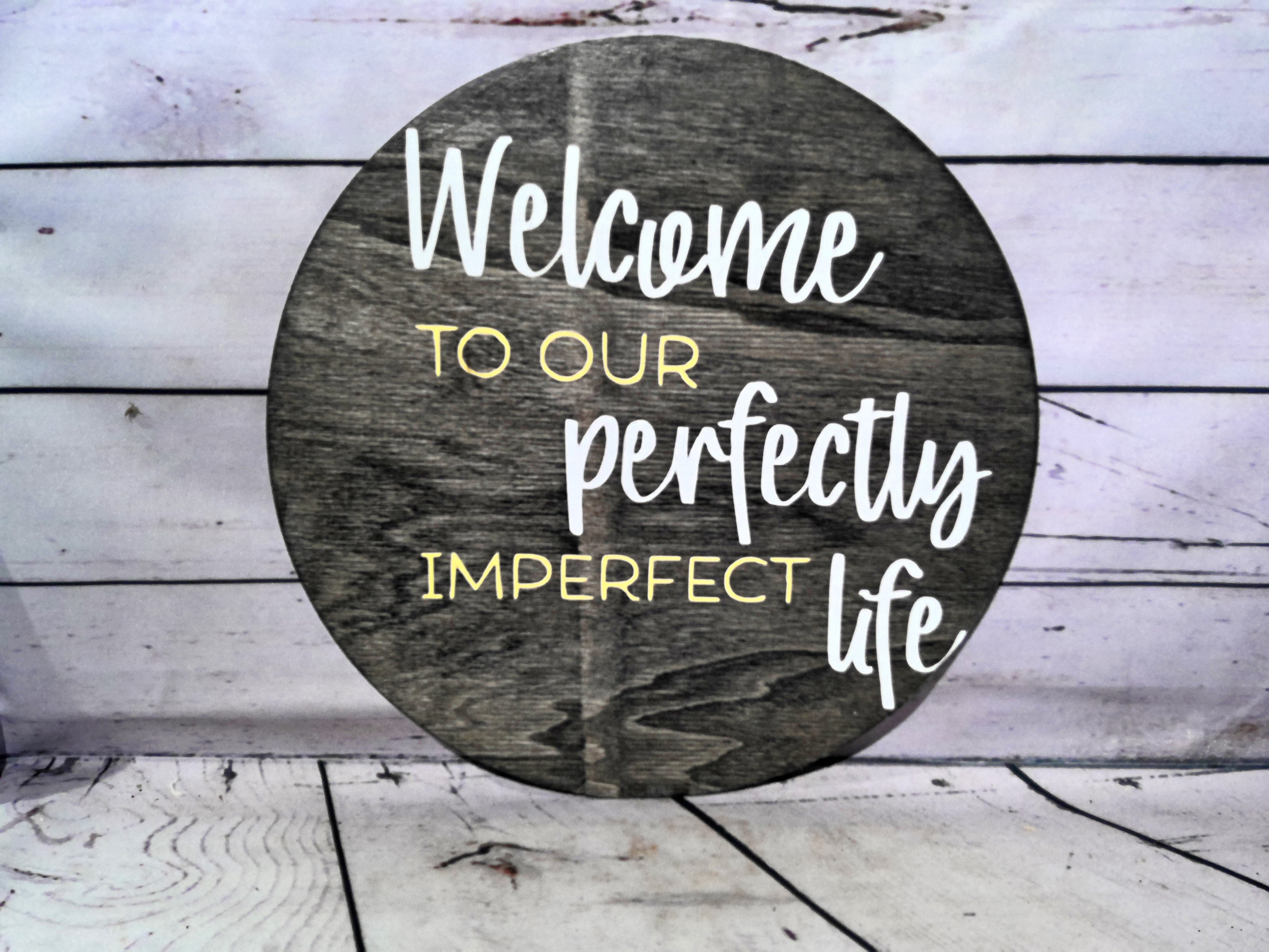 Round Decor Signs