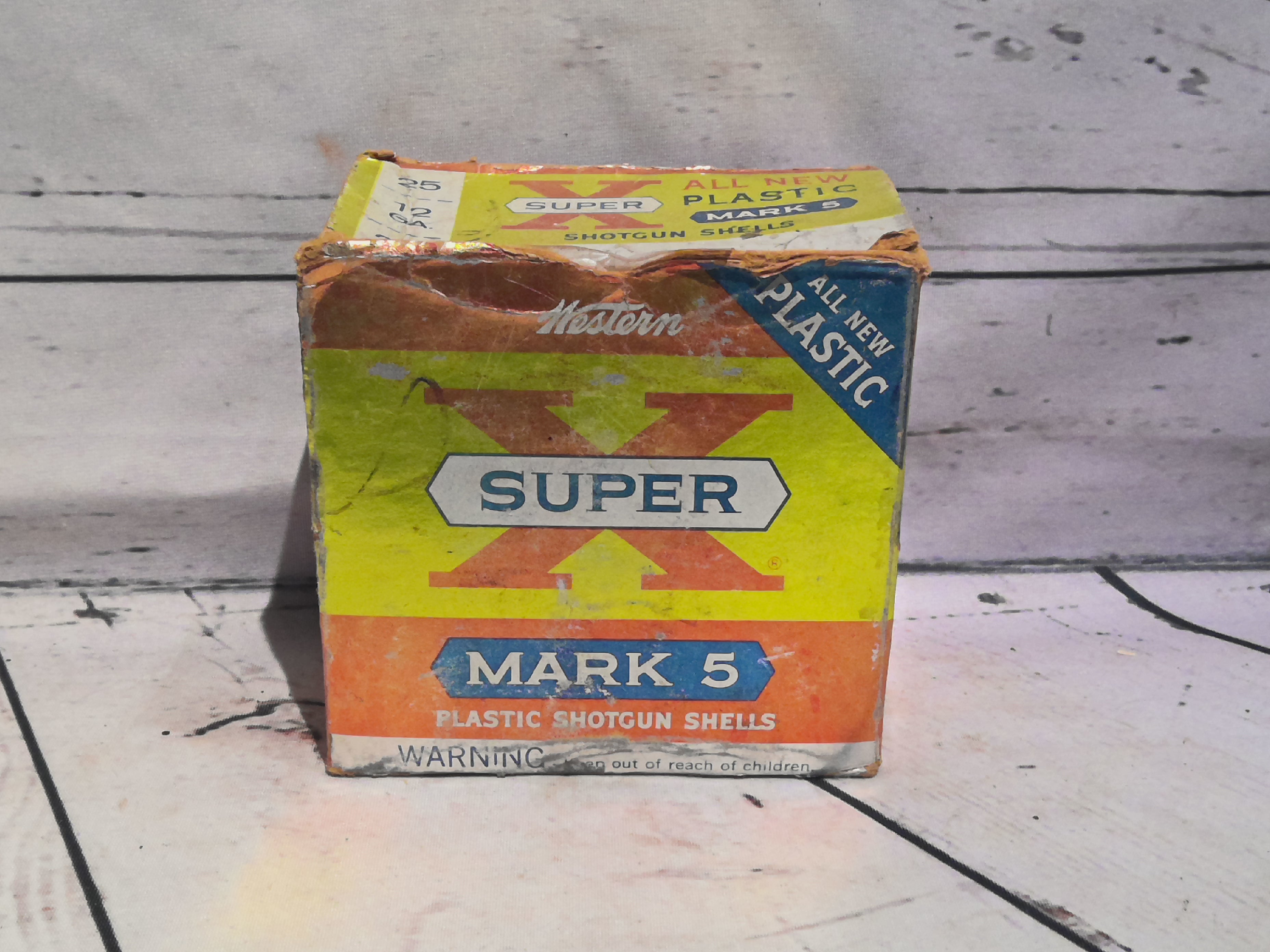 Super X Mark 5 Shotgun shell box