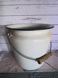 enamel pee pot 10"