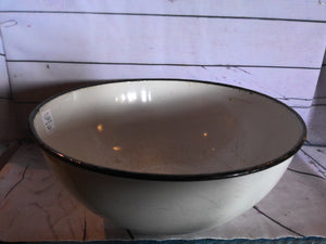 Large enamel bowl 11"