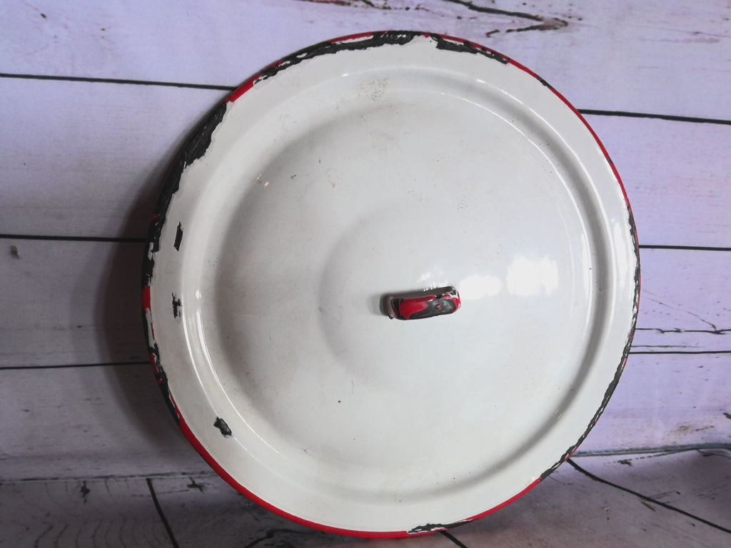 Enamel lids
