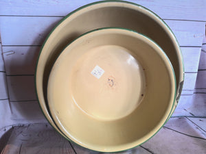 Green enamel pots (2)
