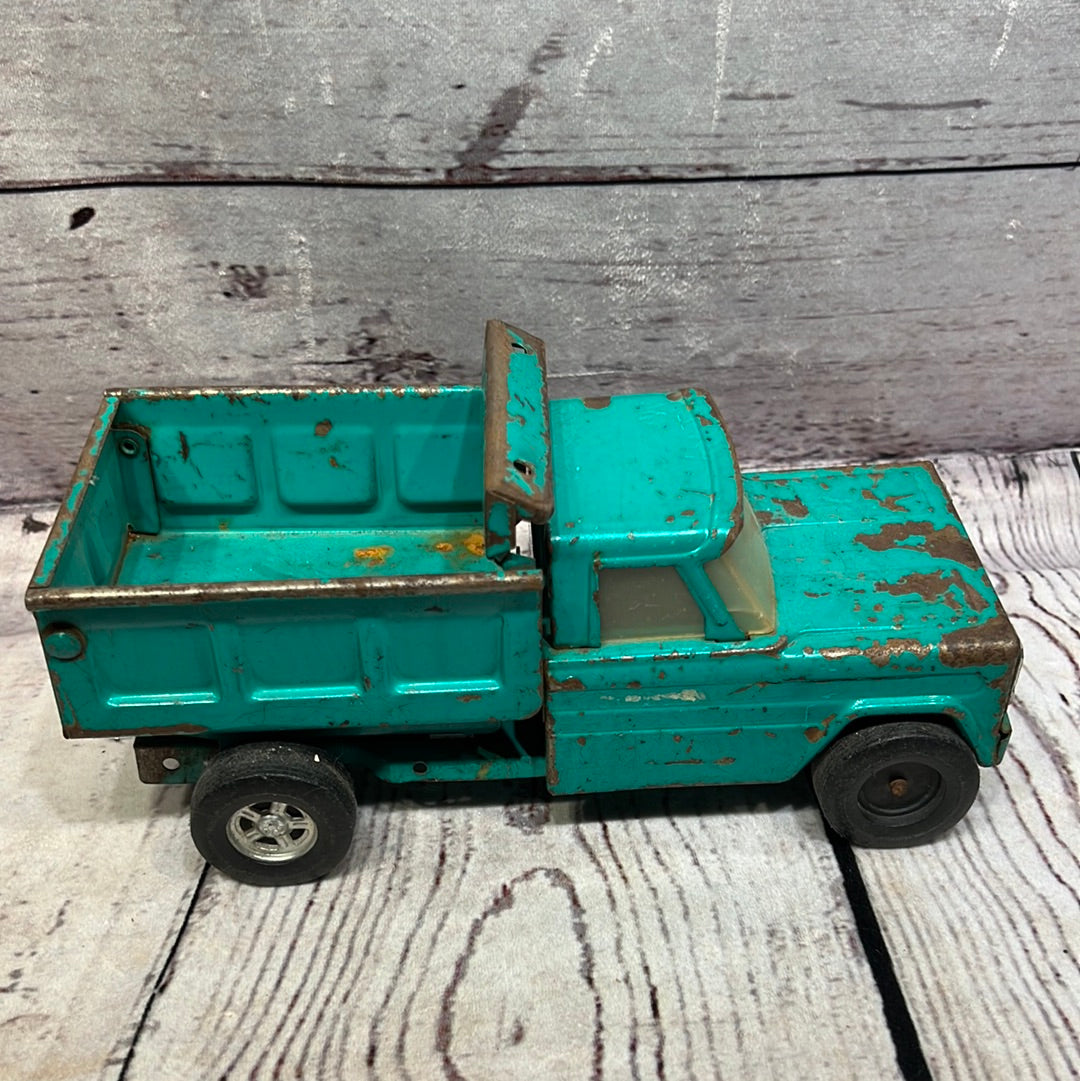 Green Farm Truck