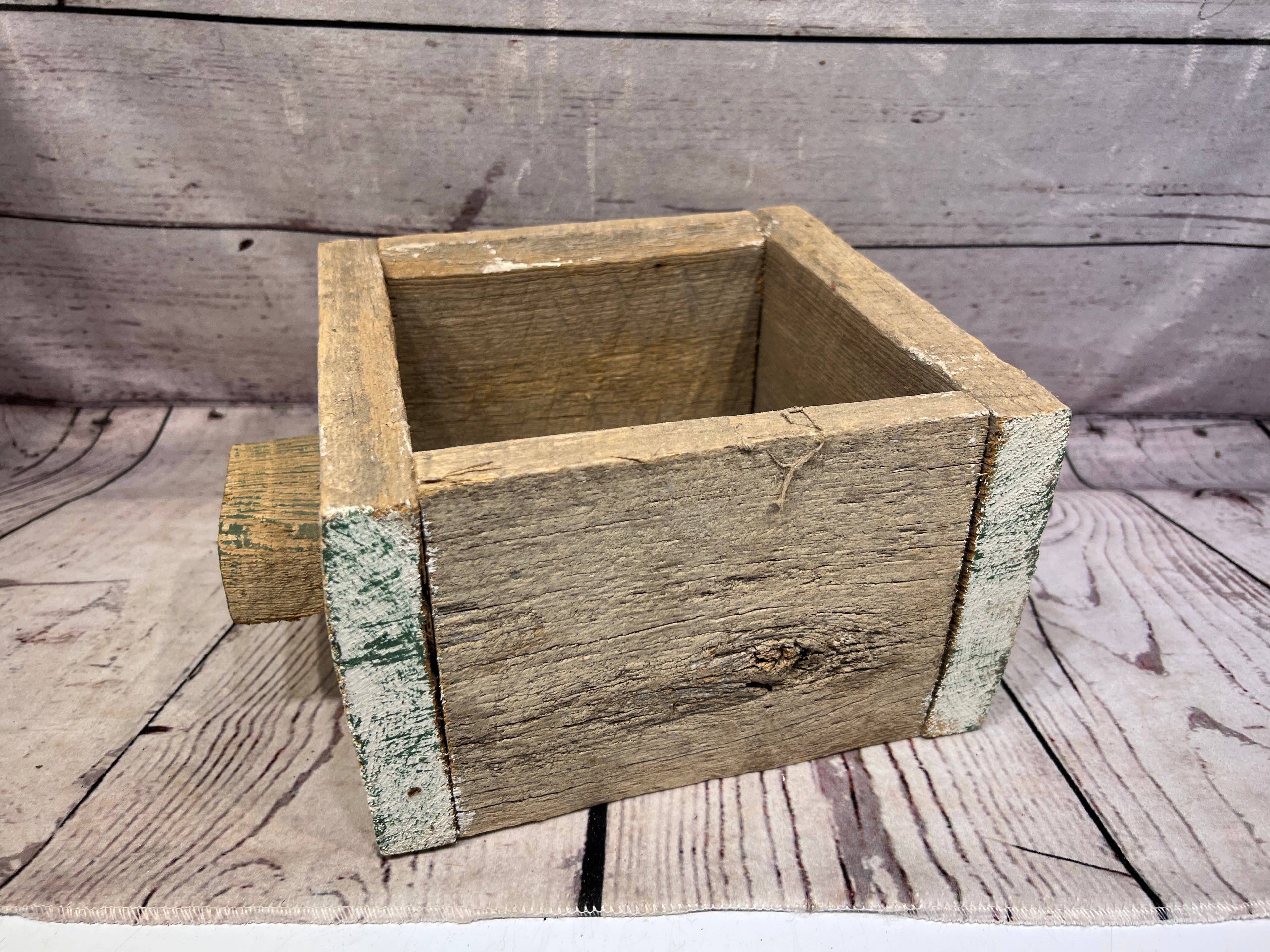 Wood crate