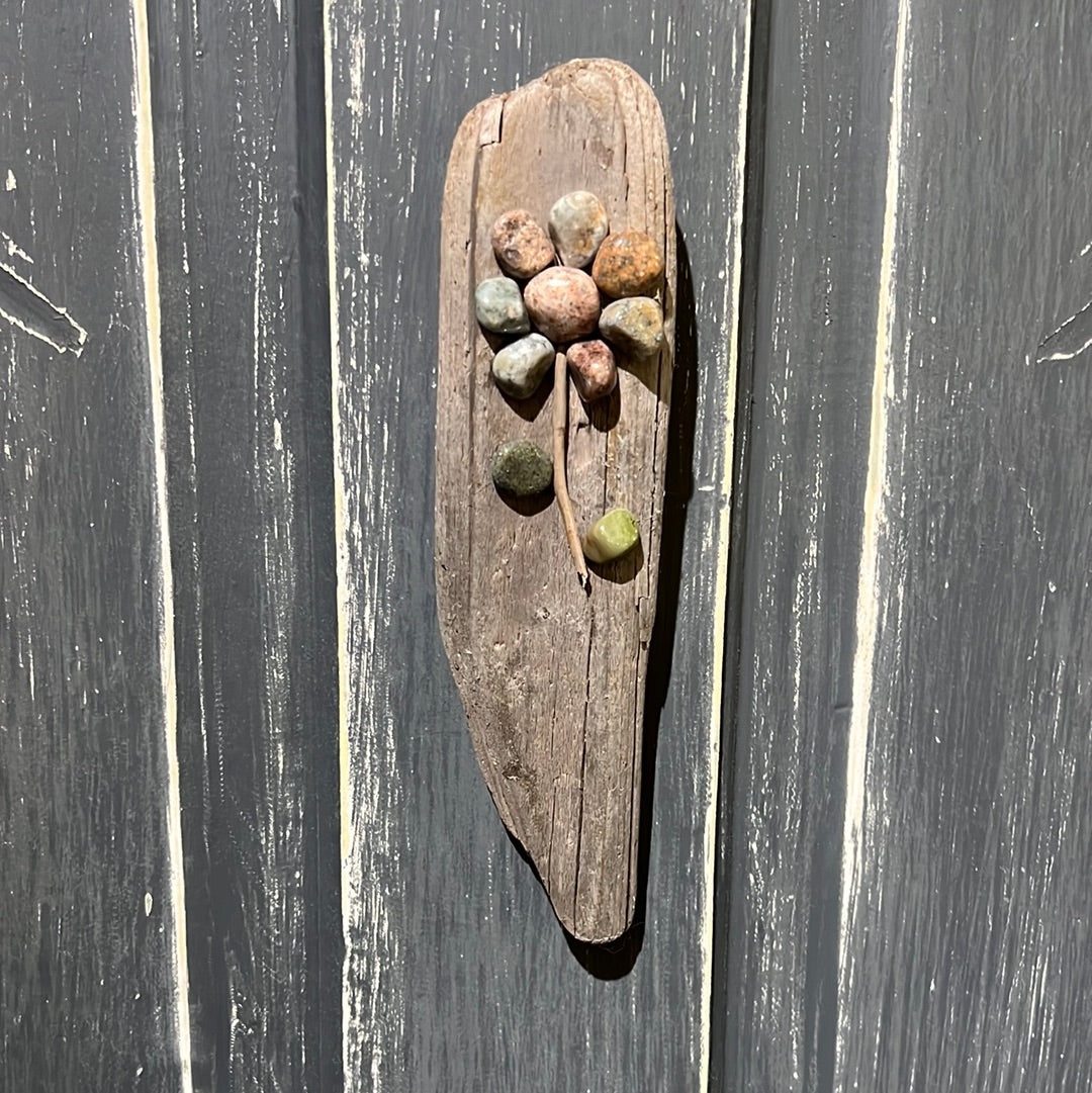 Small wood piece w/flower