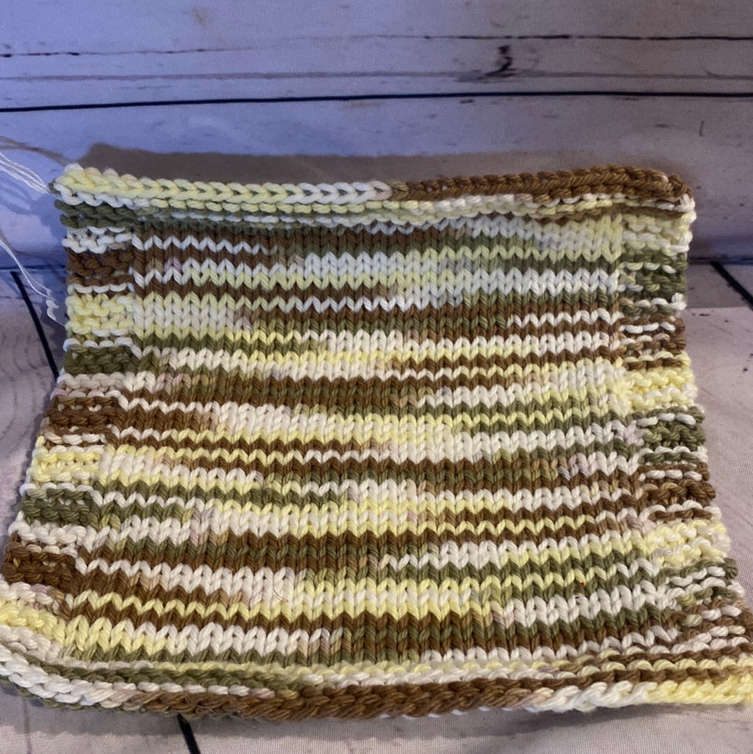 Handmaid dish cloth