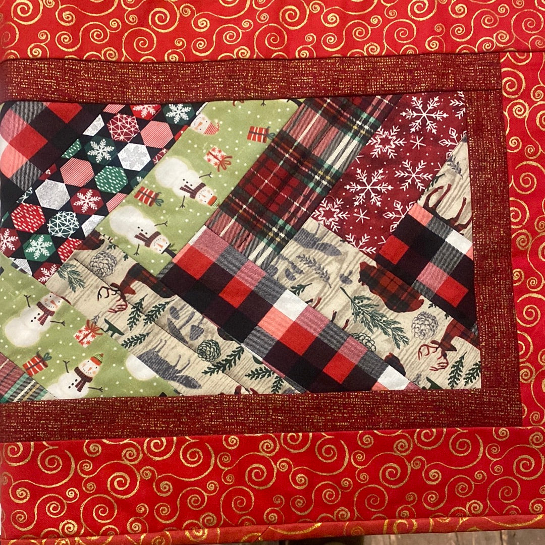 28.5" x 15.5" Moose/bear table runner