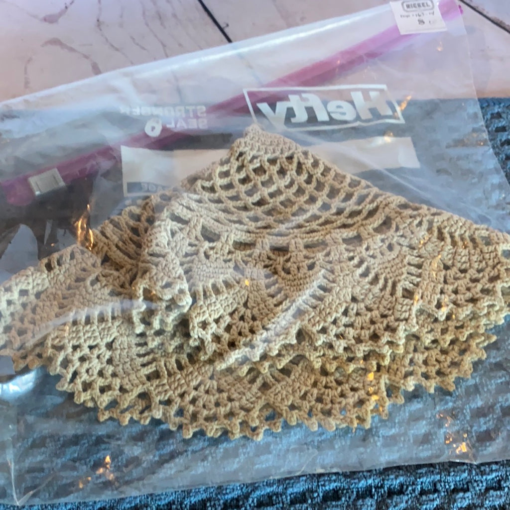 Hand knitted table runners