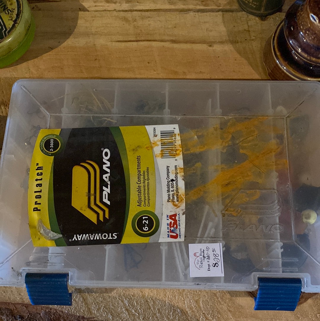 sm plano tackel box