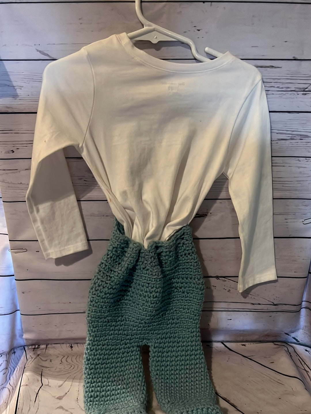 Baby clothes