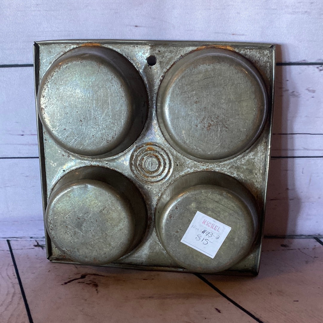 Metal cupcake tin