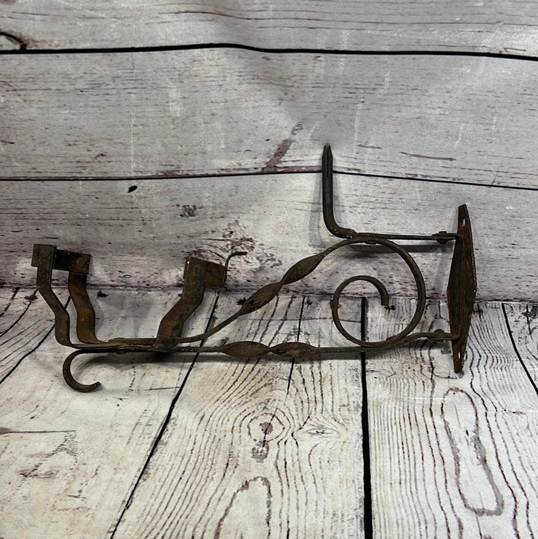 Cast ironLantern Holder