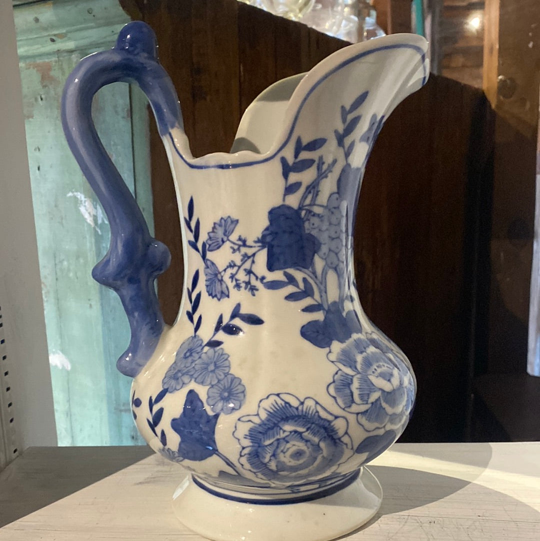 Silvestri Pottery Pitchure