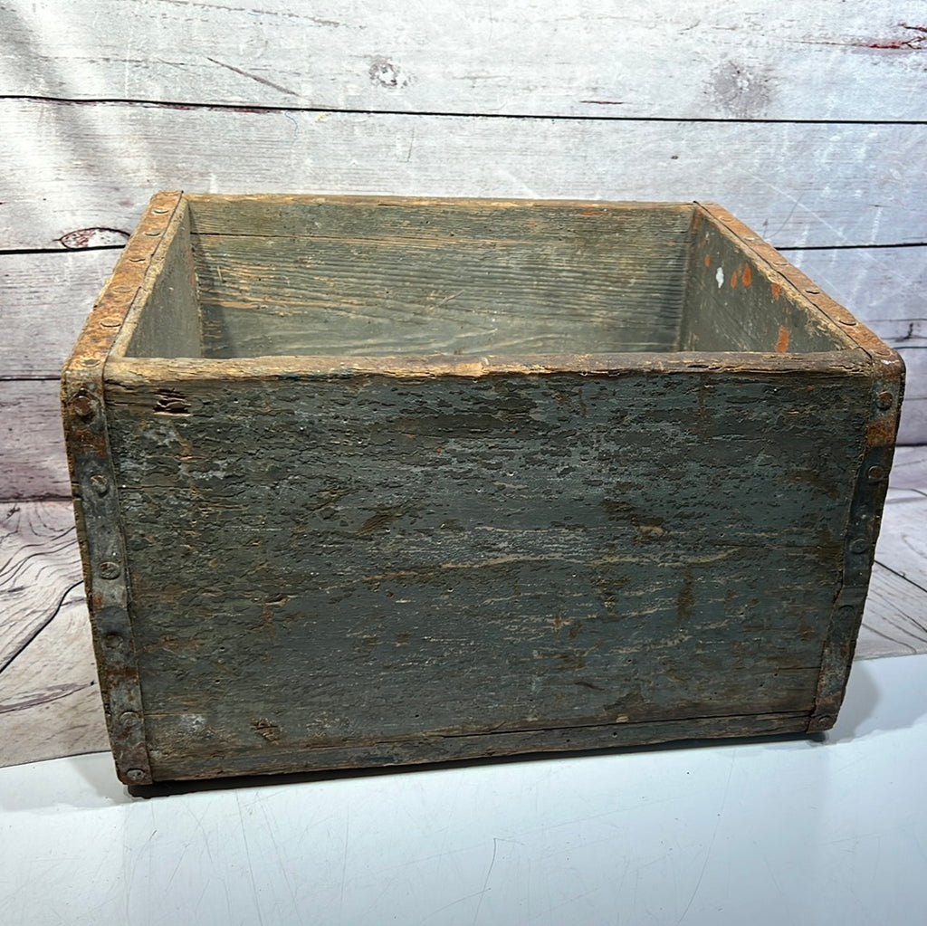 Old School Box Sifter