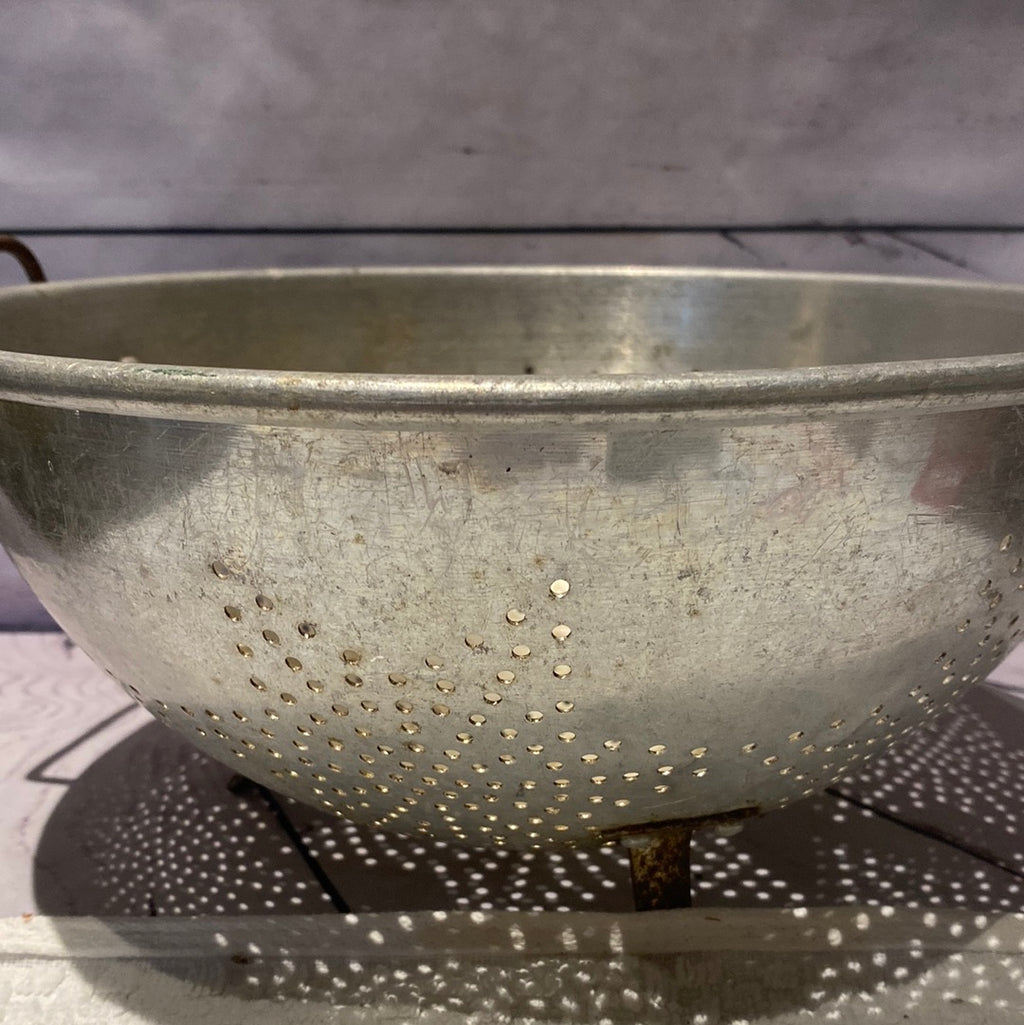 Lg aluminum strainer