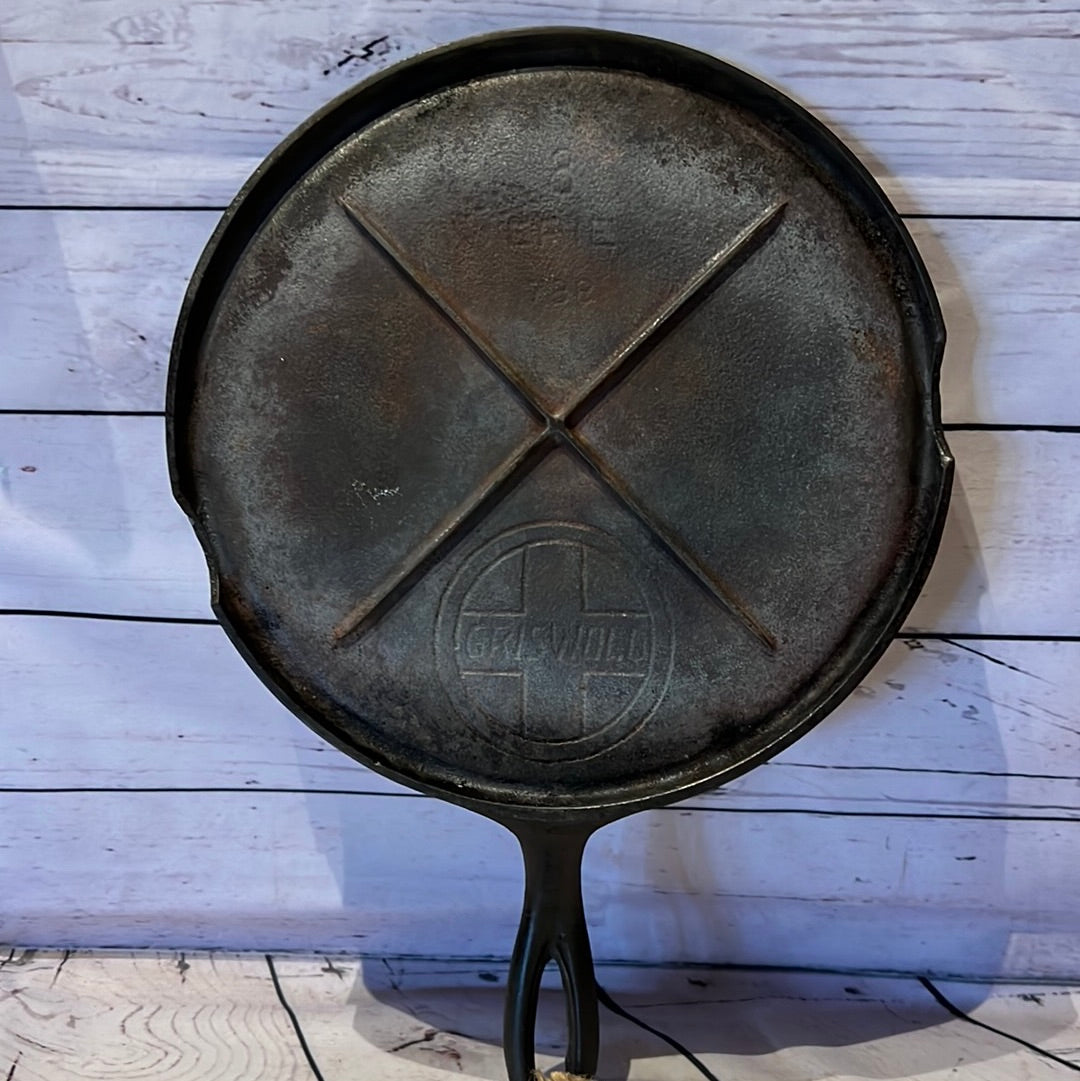 Griswold Cast Iron #8 – The Nickel Barn